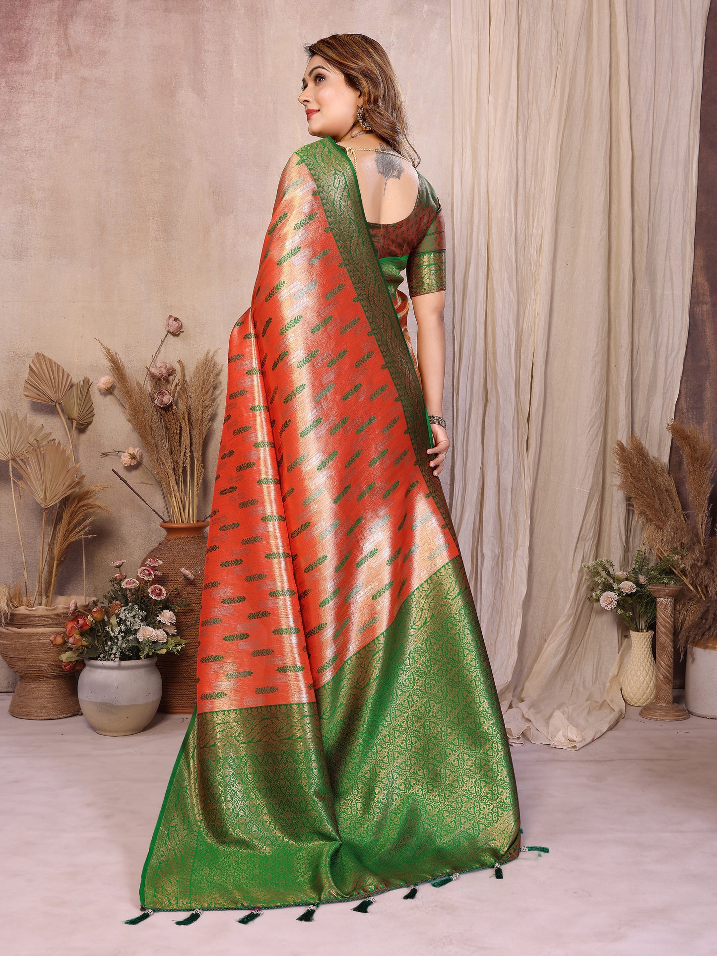 Catalog Designer Saree.