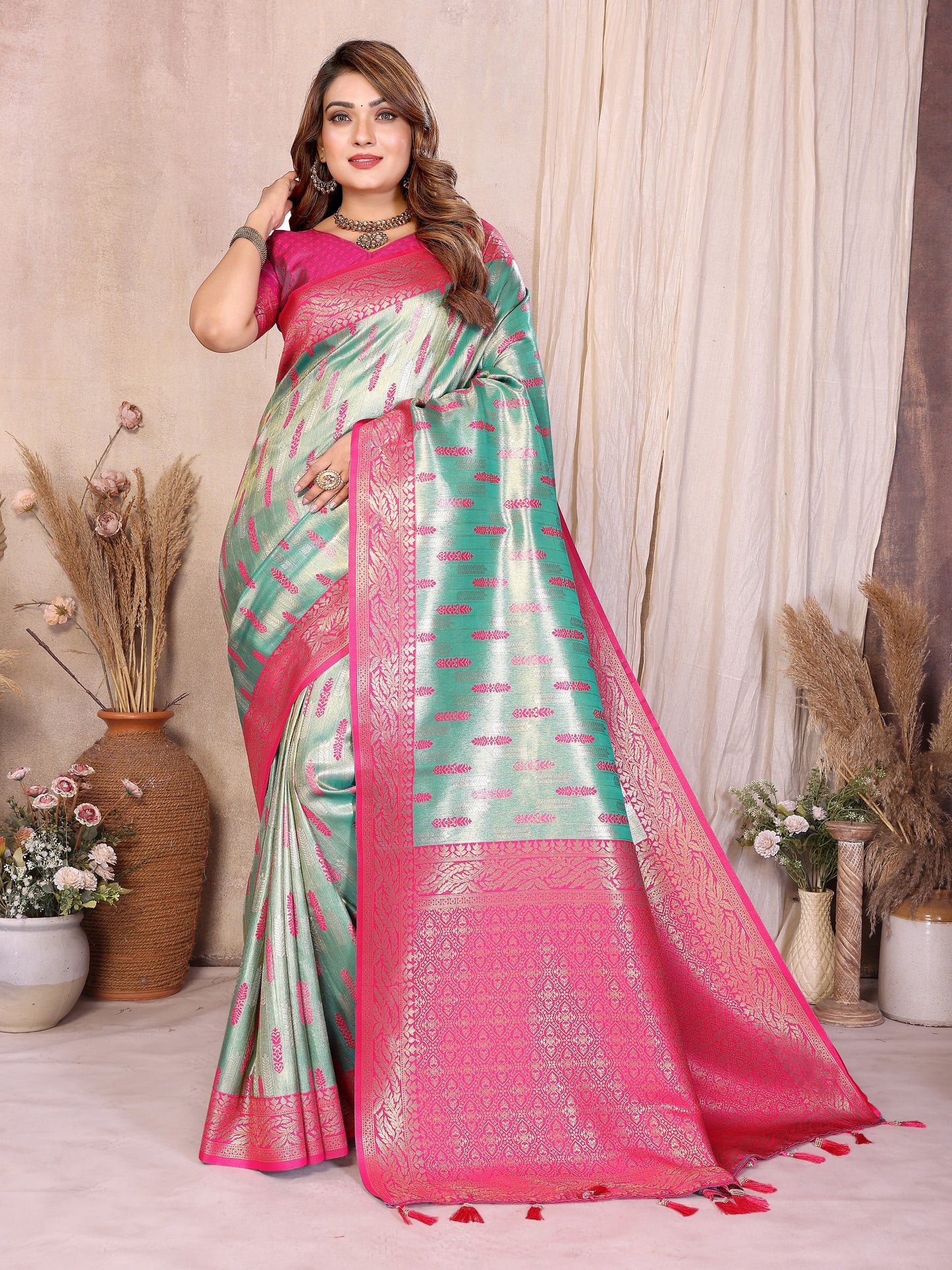 Catalog Designer Saree.