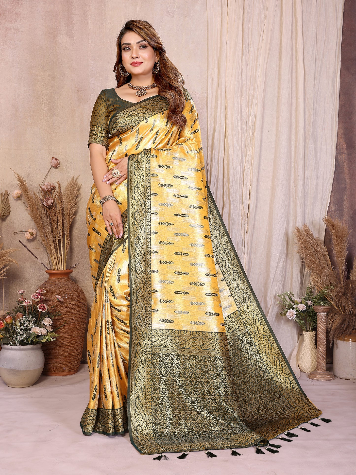Catalog Designer Saree.