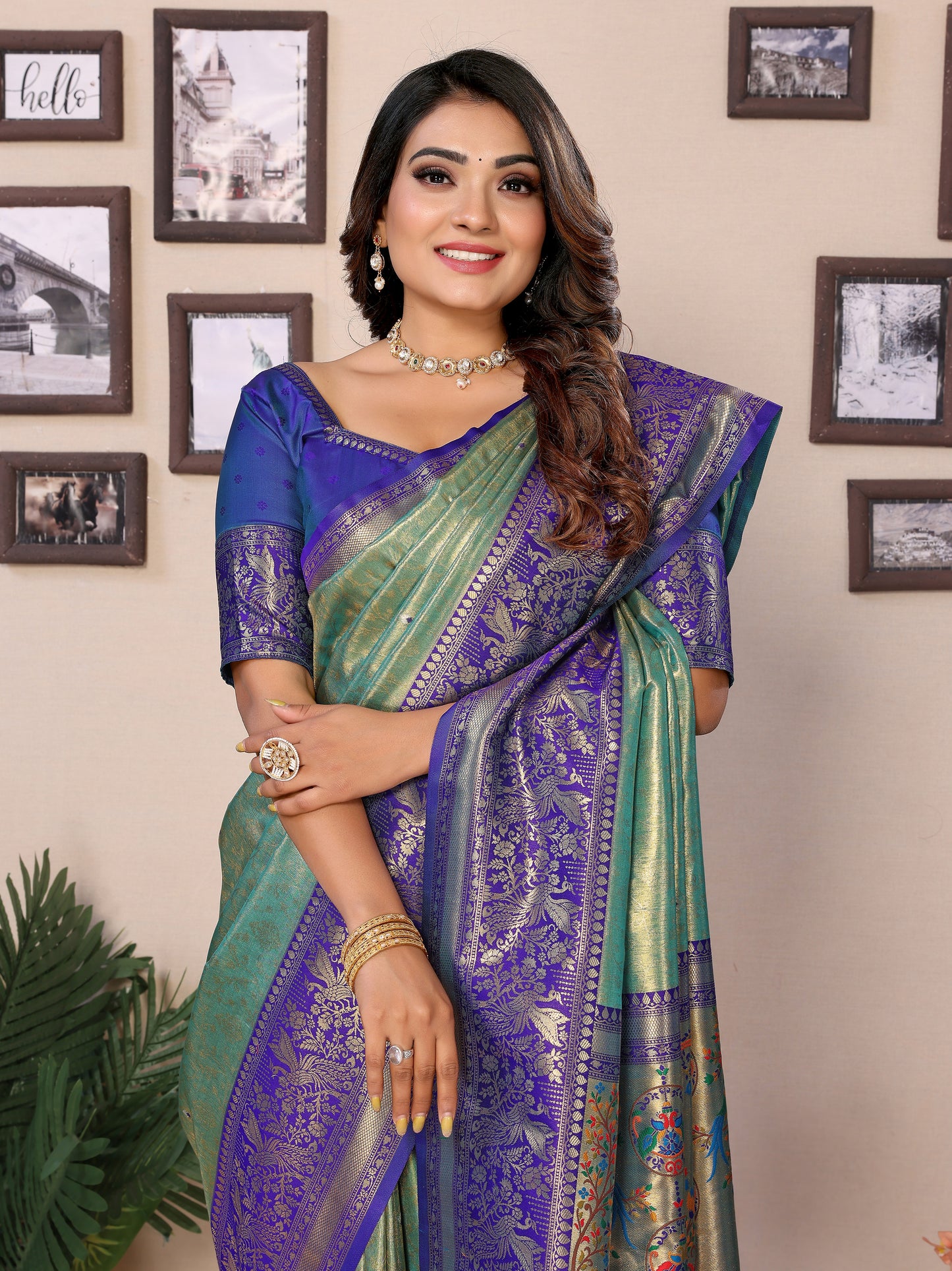 Catalog Designer Saree.