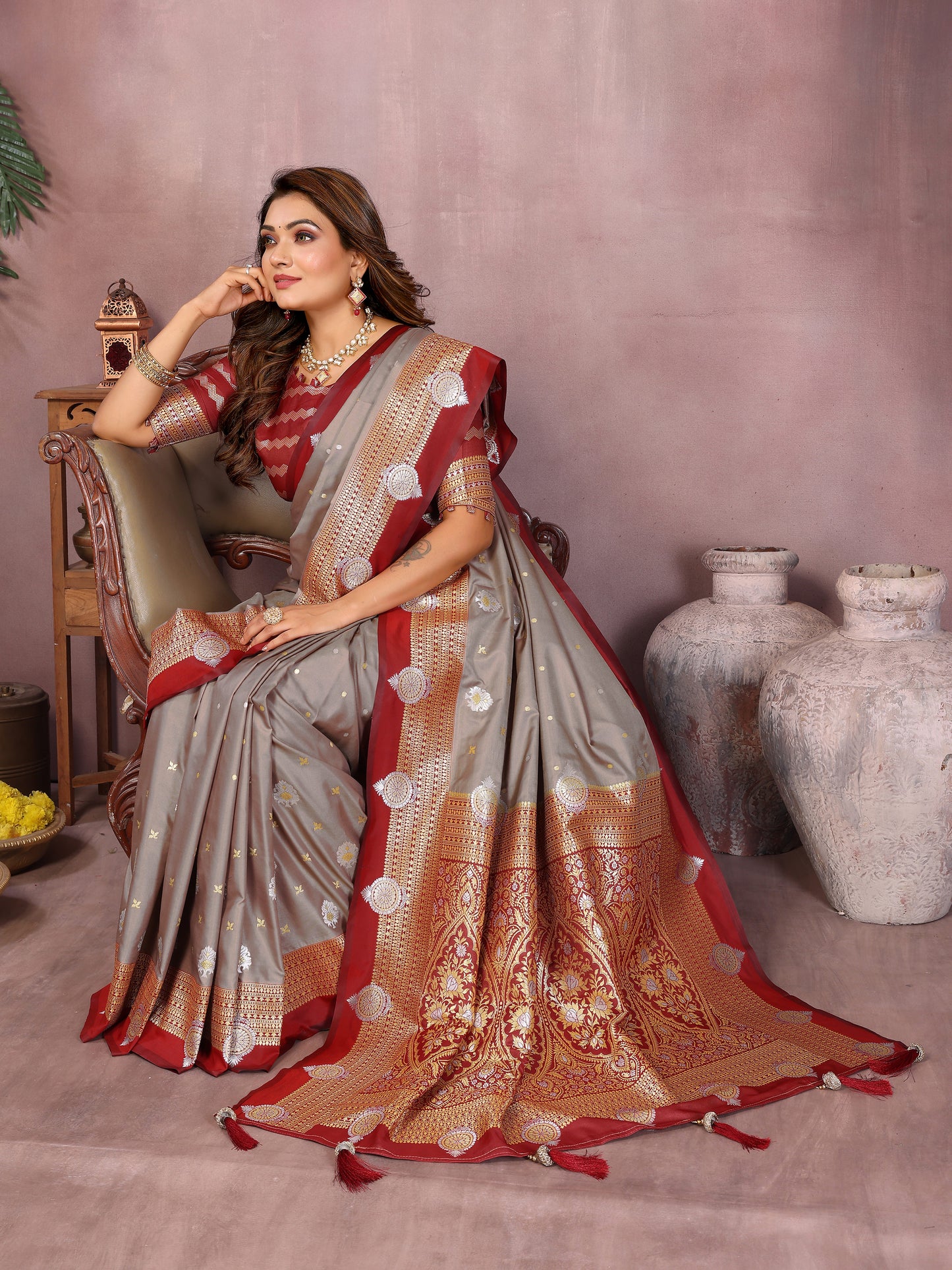 Catalog Designer Saree.