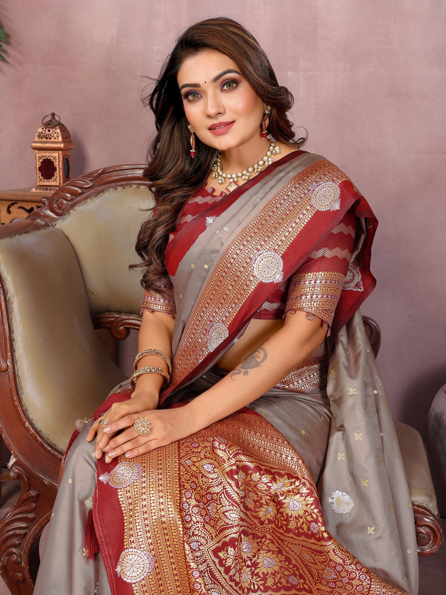 Catalog Designer Saree.