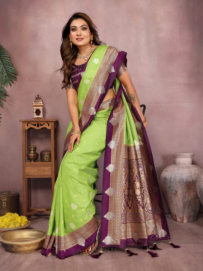 Catalog Designer Saree.