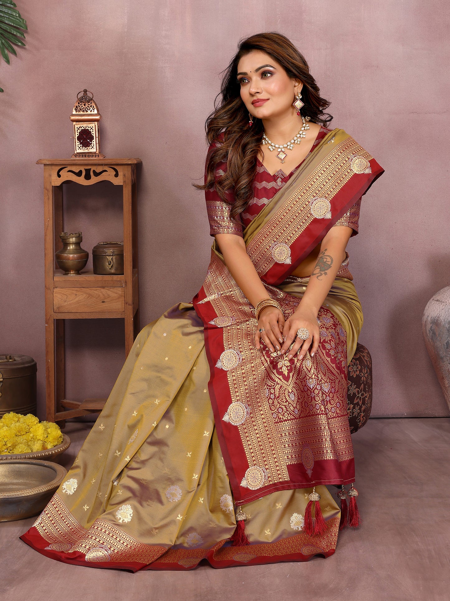 Catalog Designer Saree.