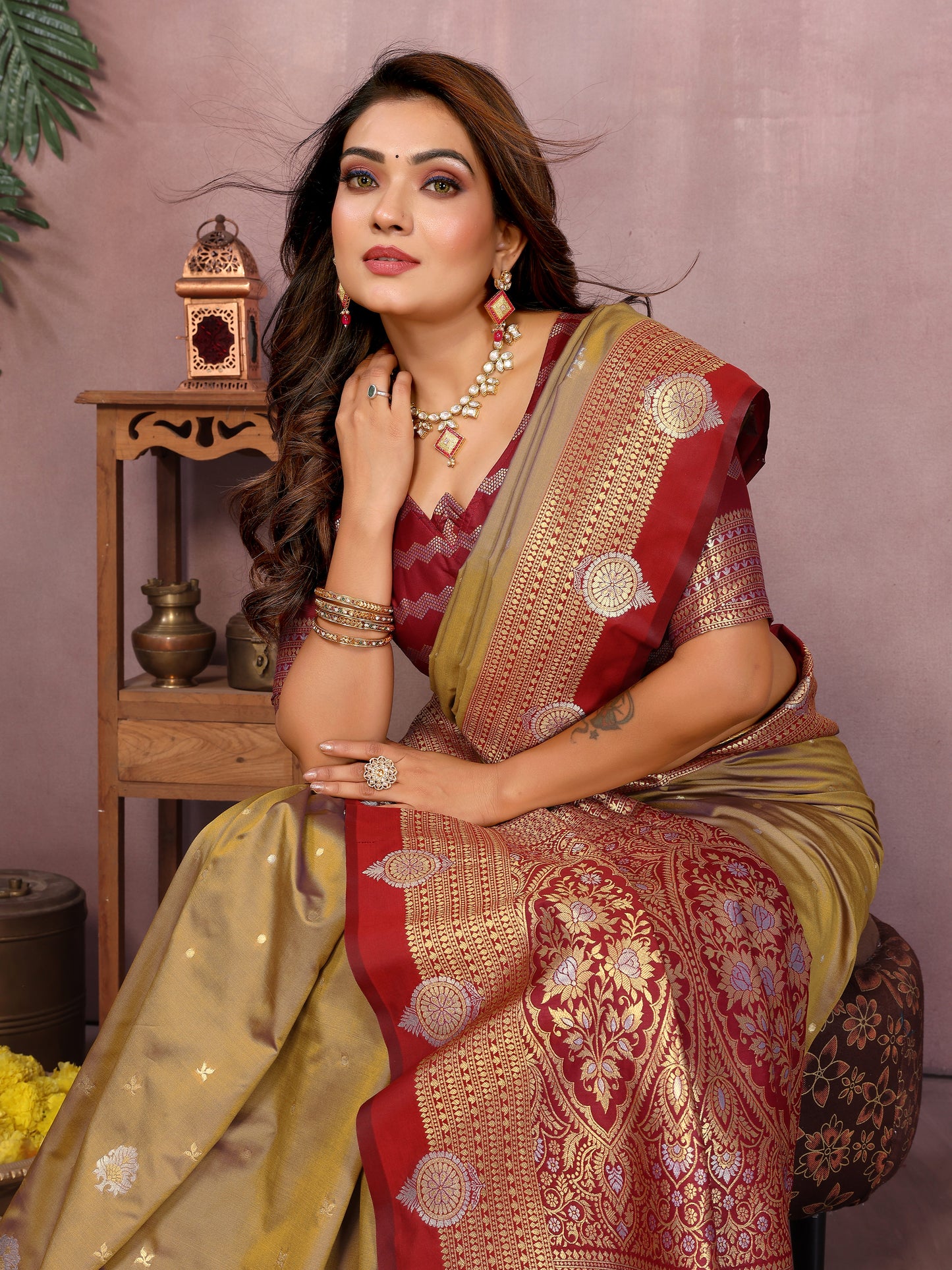 Catalog Designer Saree.