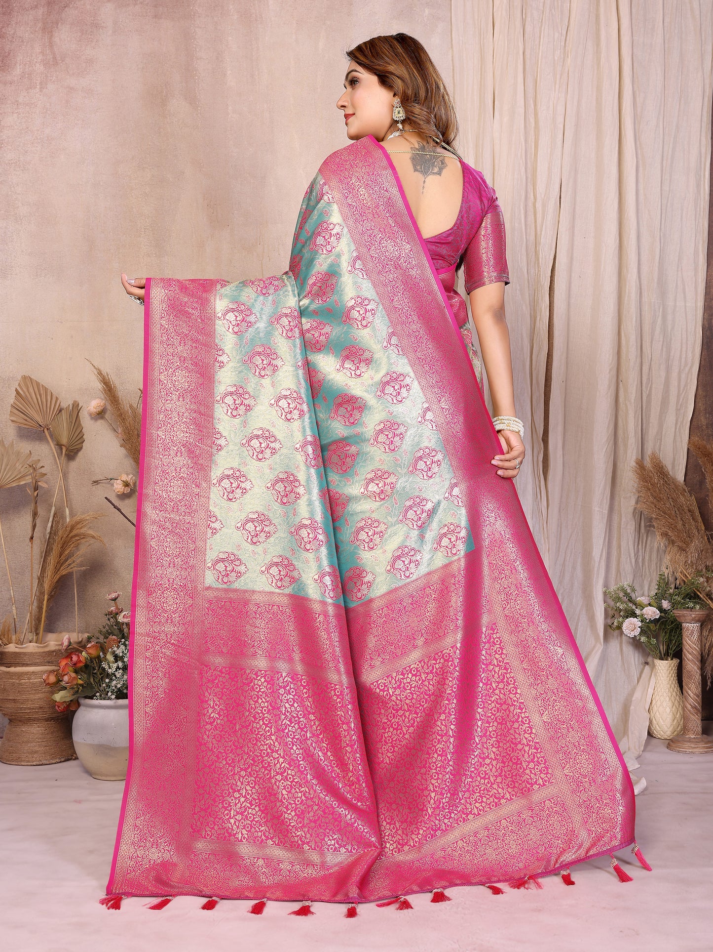 Catalog Designer Saree.