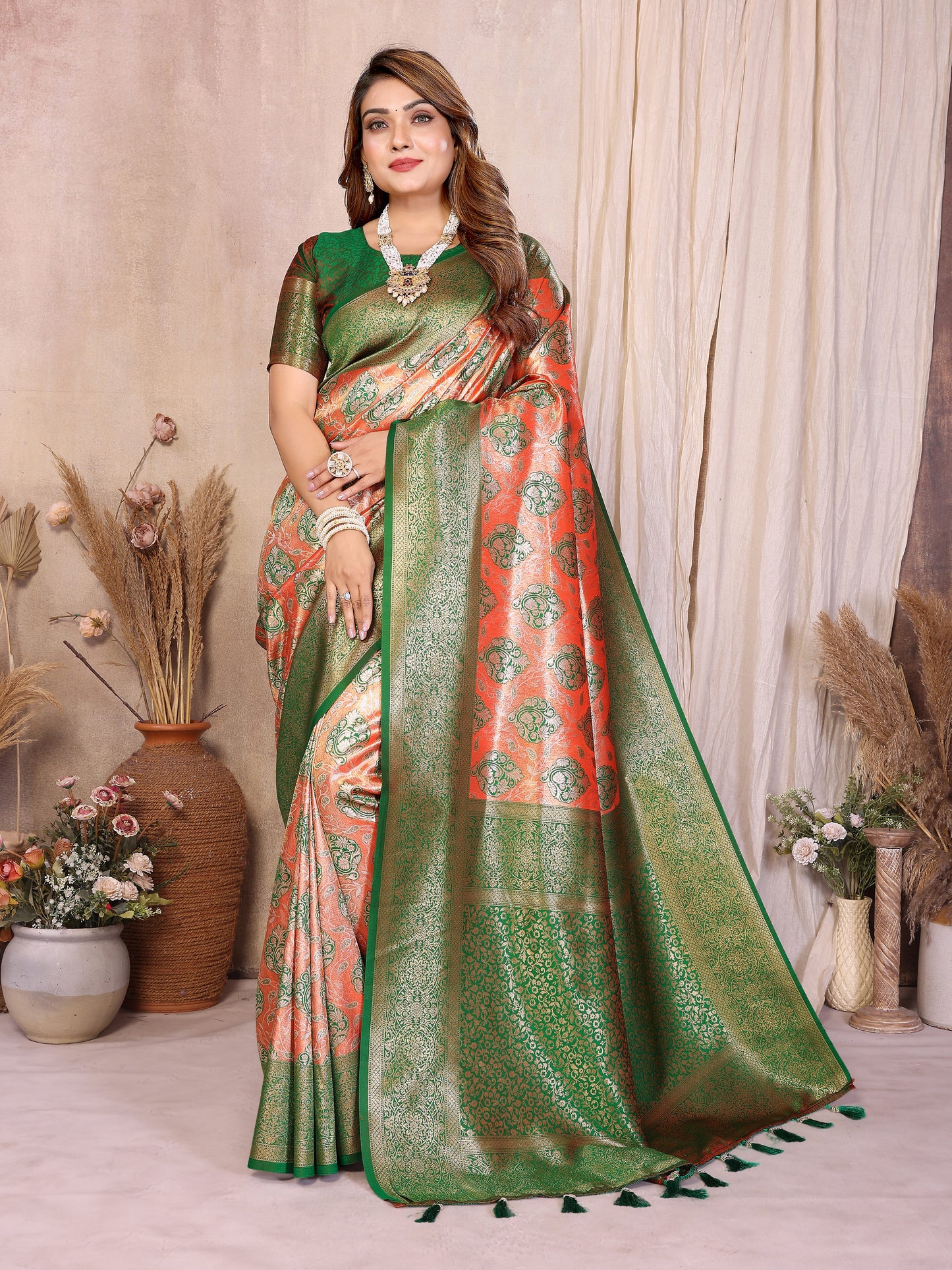 Catalog Designer Saree.