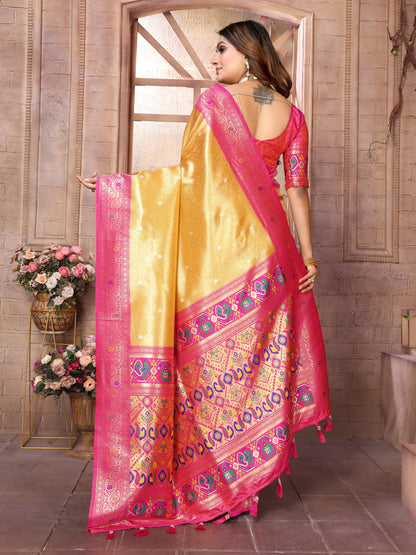 Catalog Designer Saree.