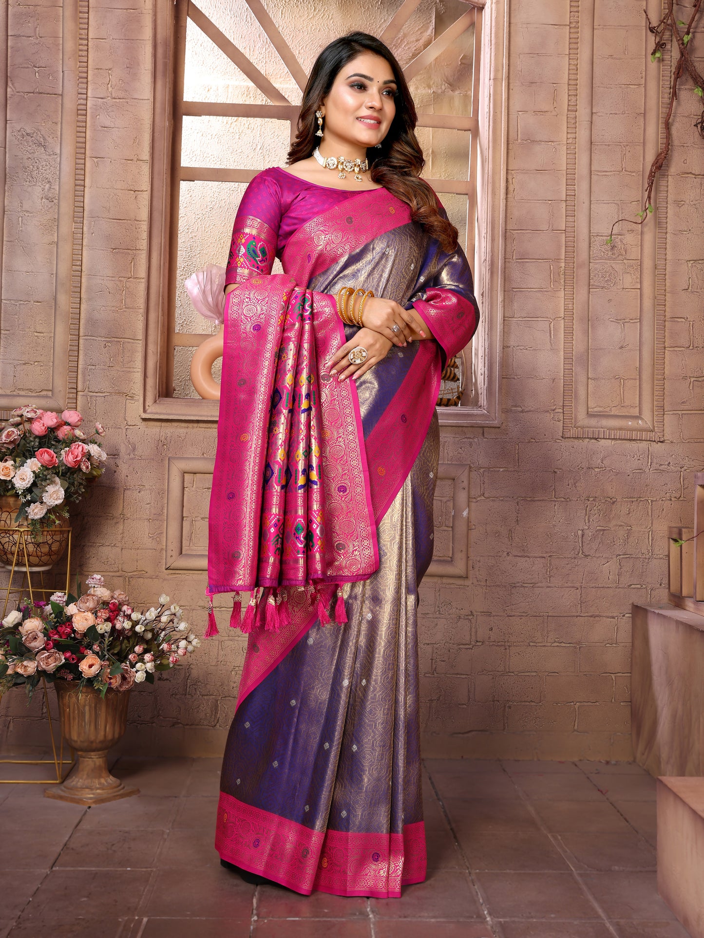 Catalog Designer Saree.