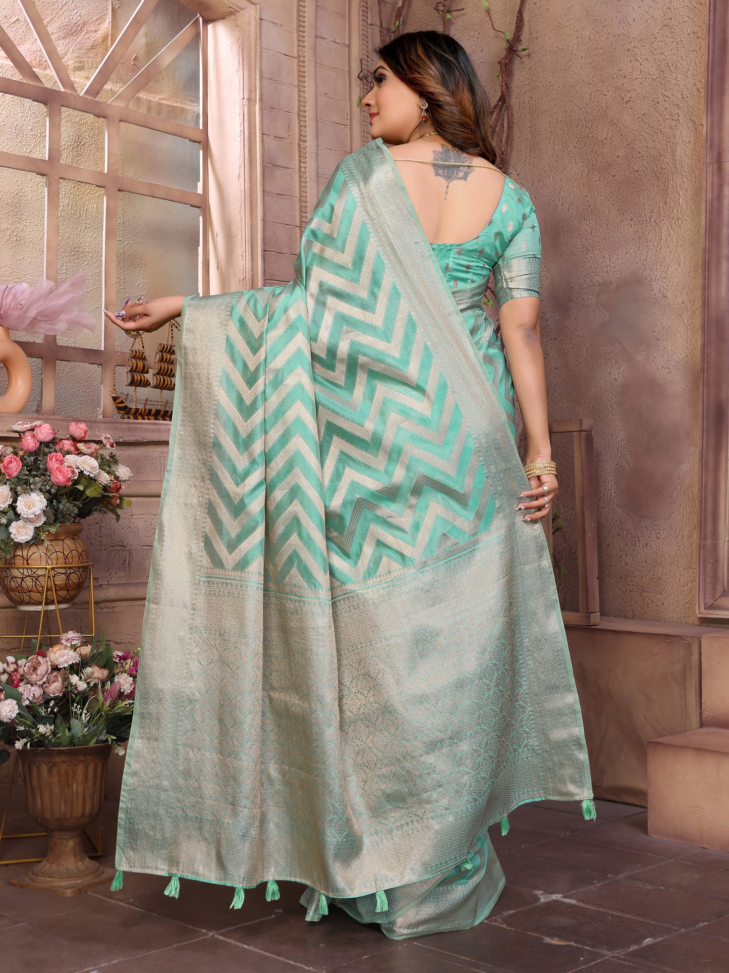 Catalog Designer Saree.