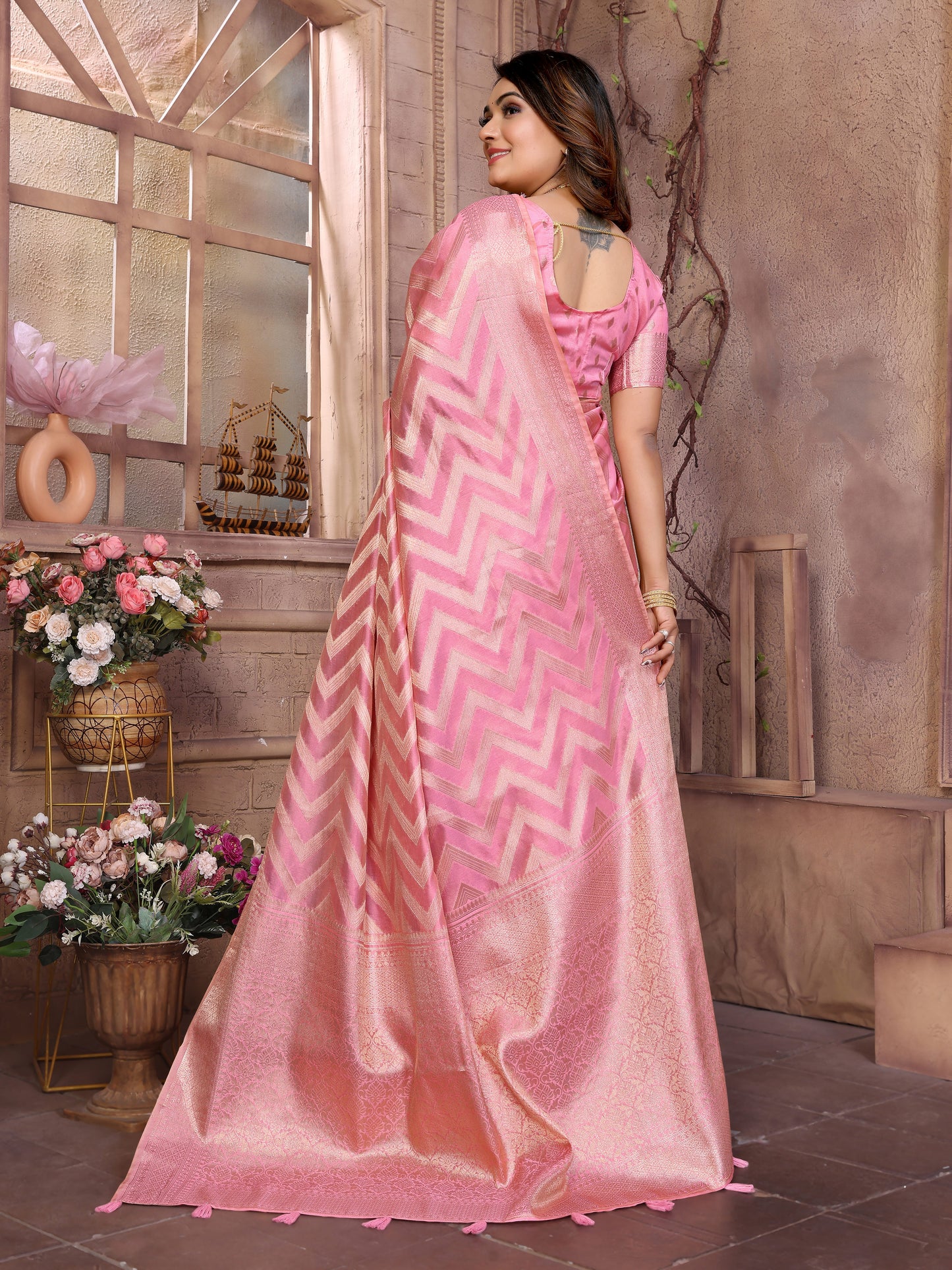 Catalog Designer Saree.