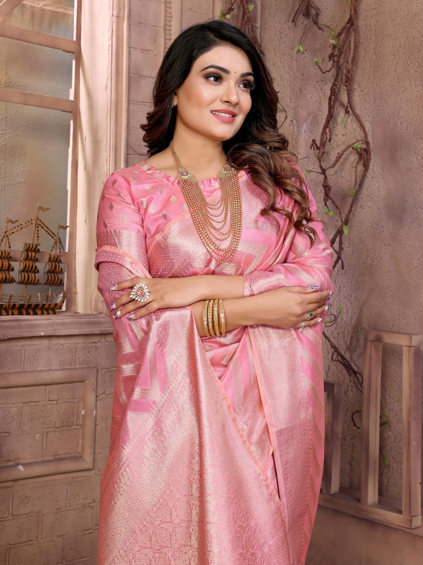 Catalog Designer Saree.