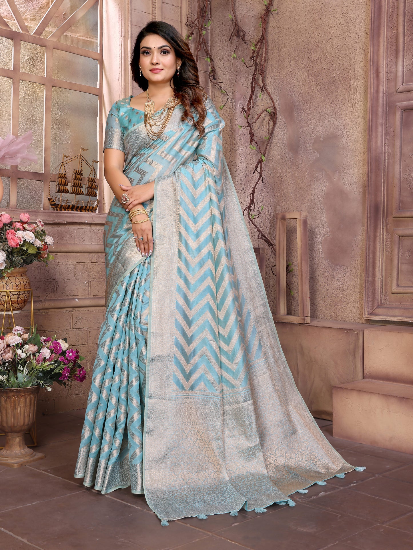 Catalog Designer Saree.
