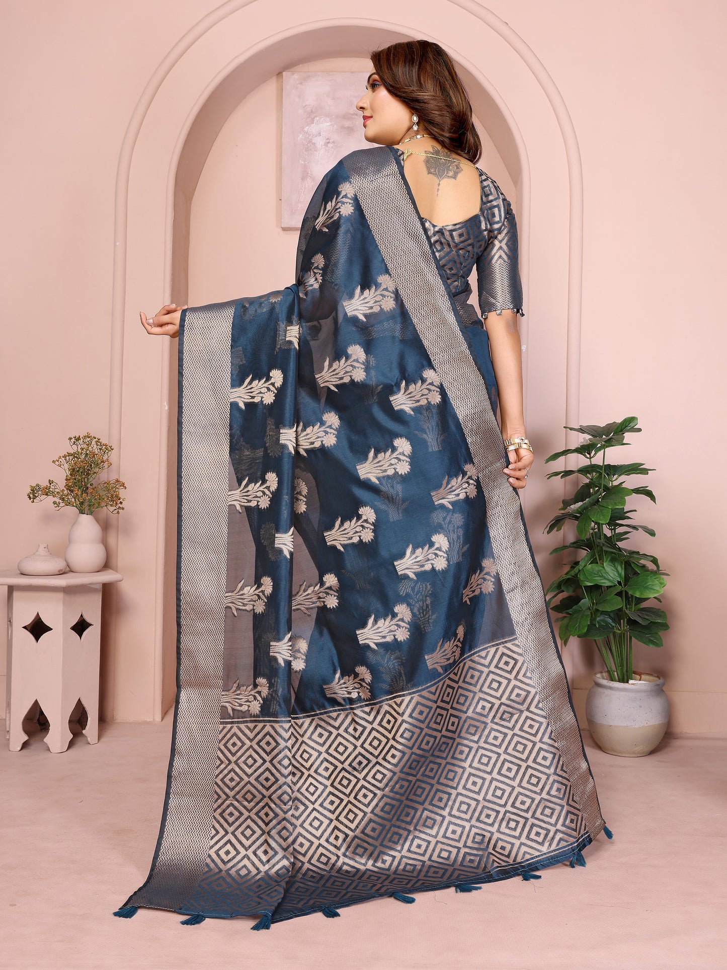 Catalog Designer Saree.
