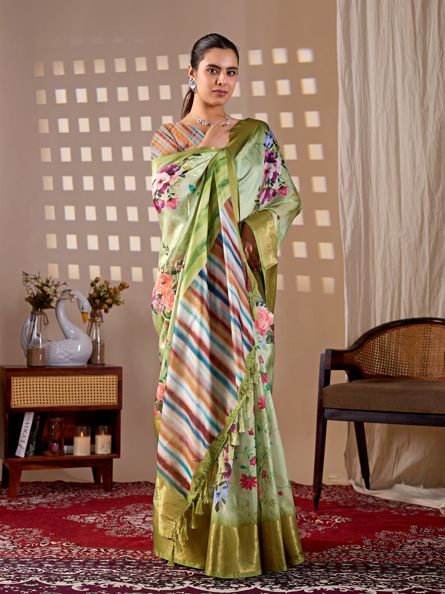 Catalog Designer Saree.