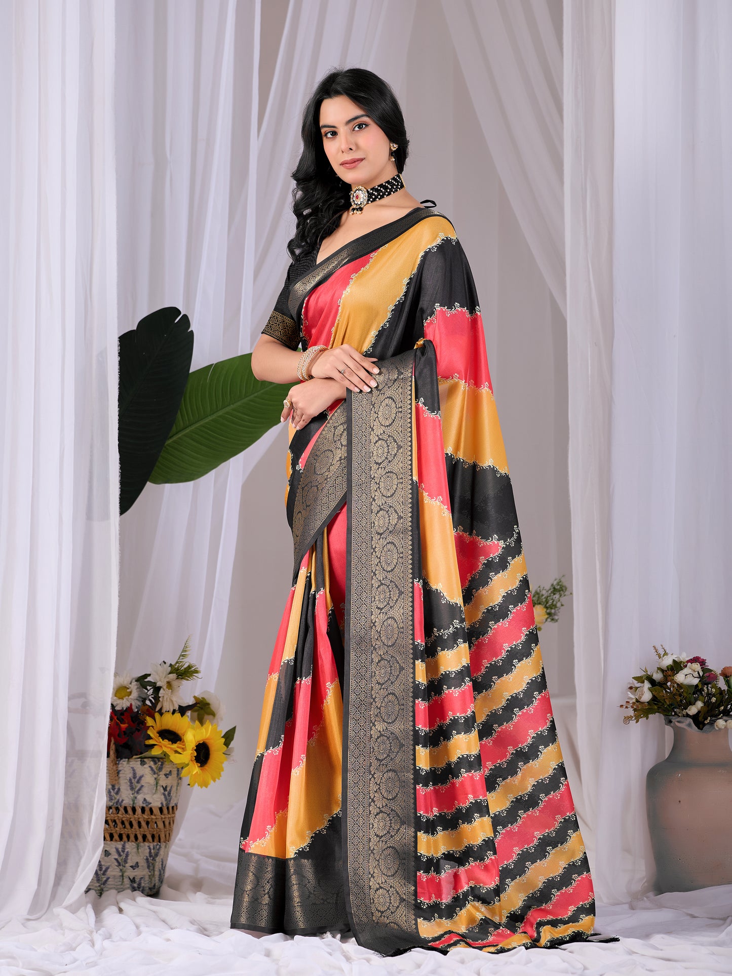 Catalog Designer Saree.