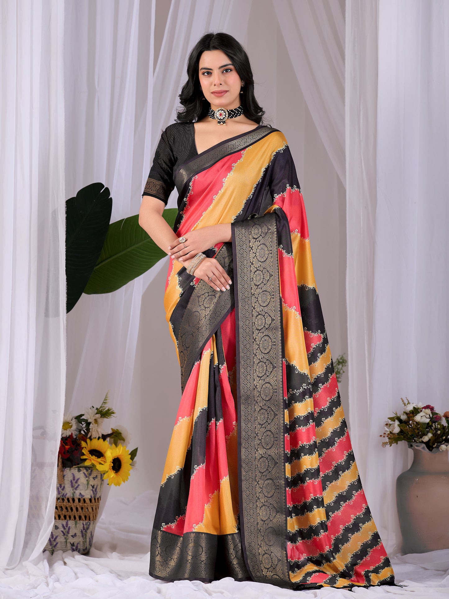 Catalog Designer Saree.