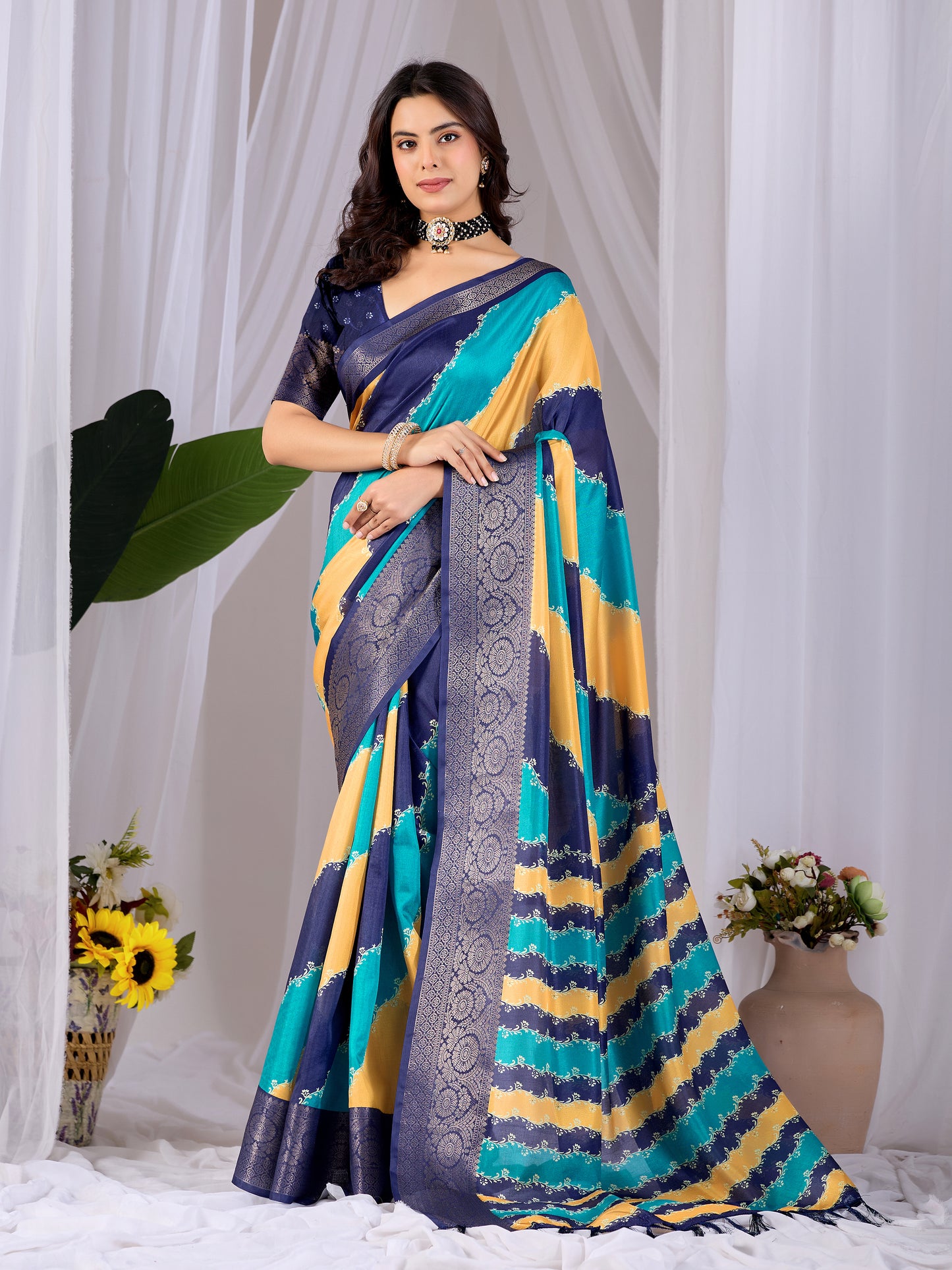 Catalog Designer Saree.