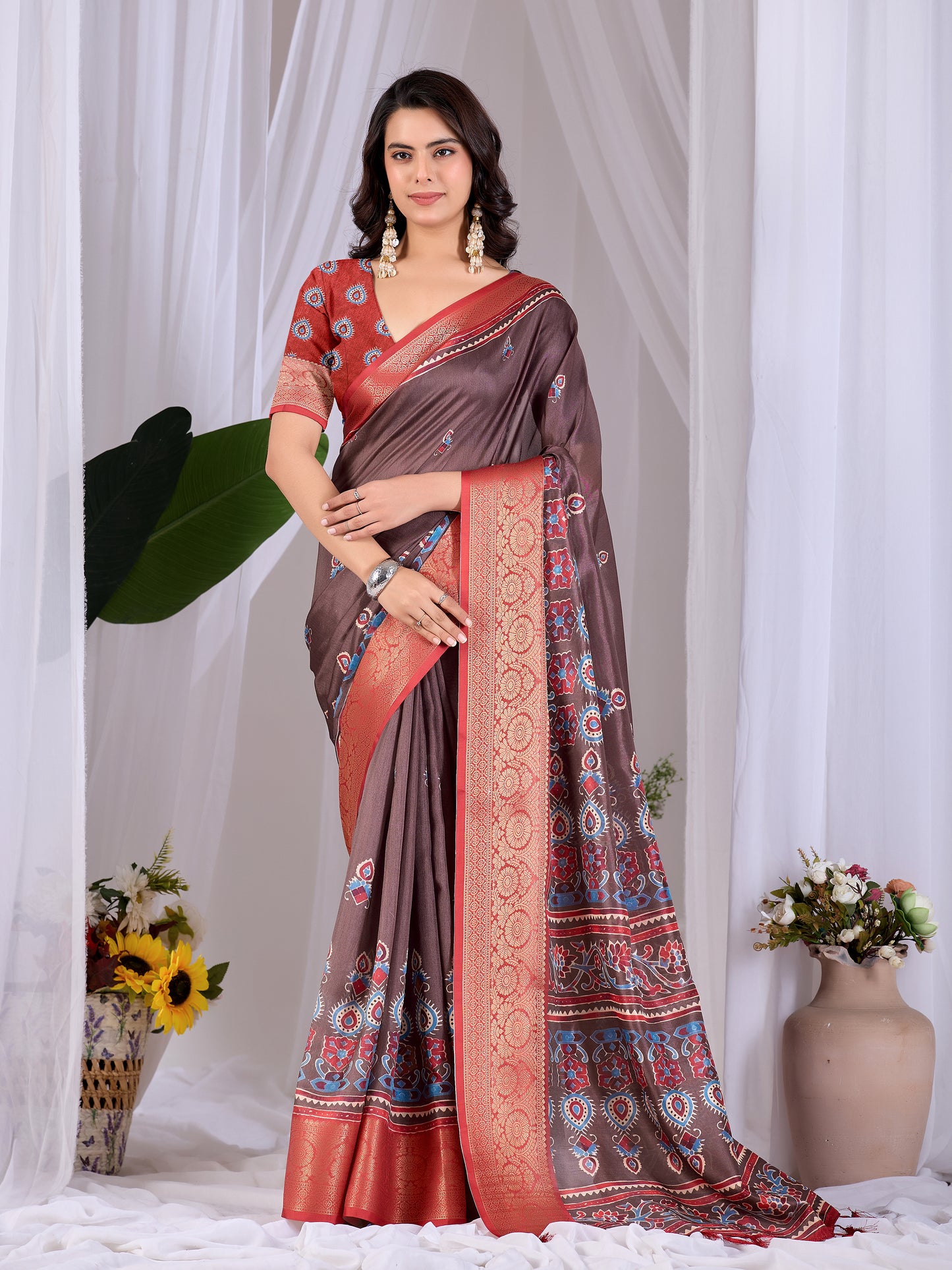 Catalog Designer Saree.