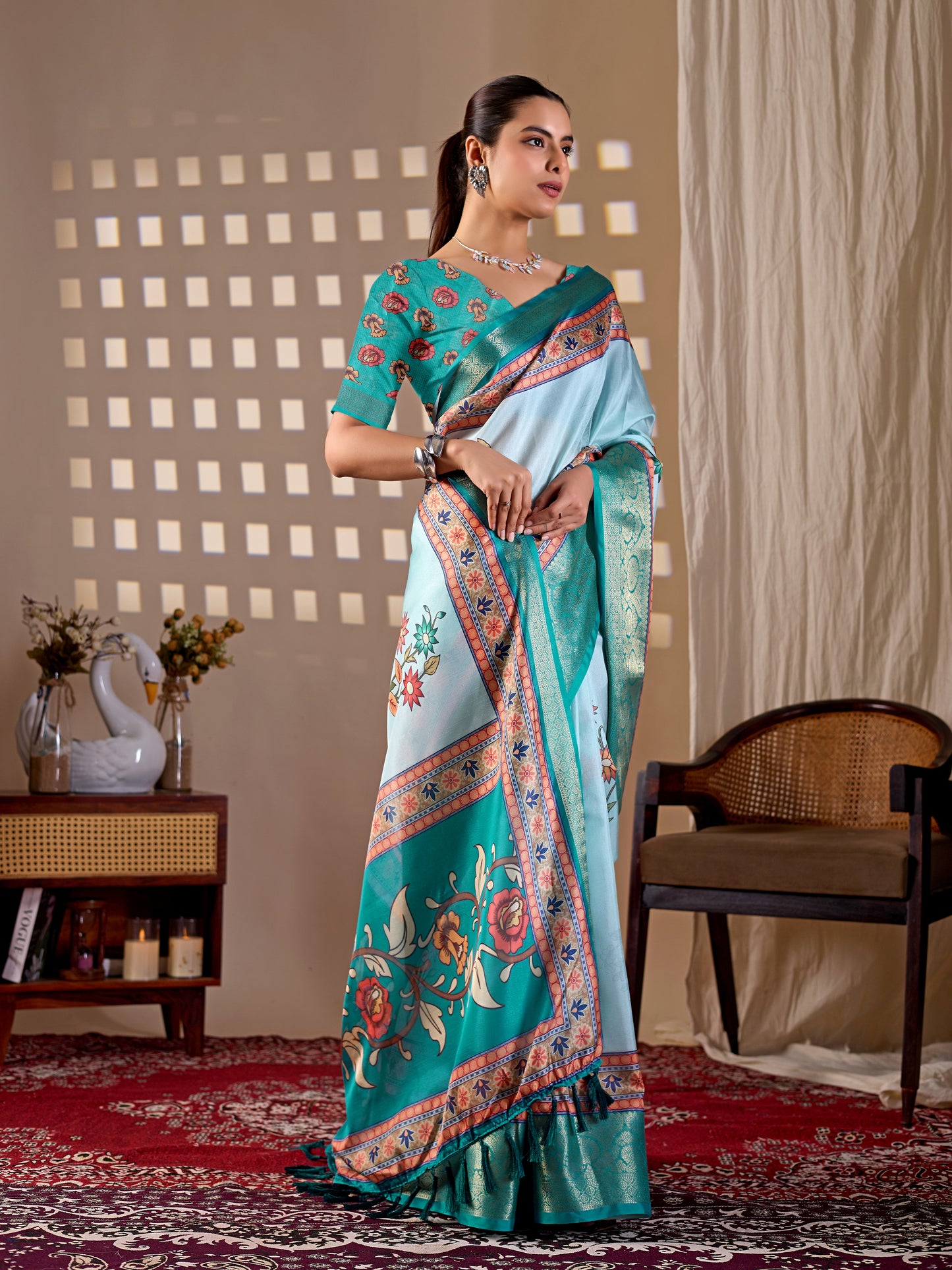 Catalog Designer Saree.