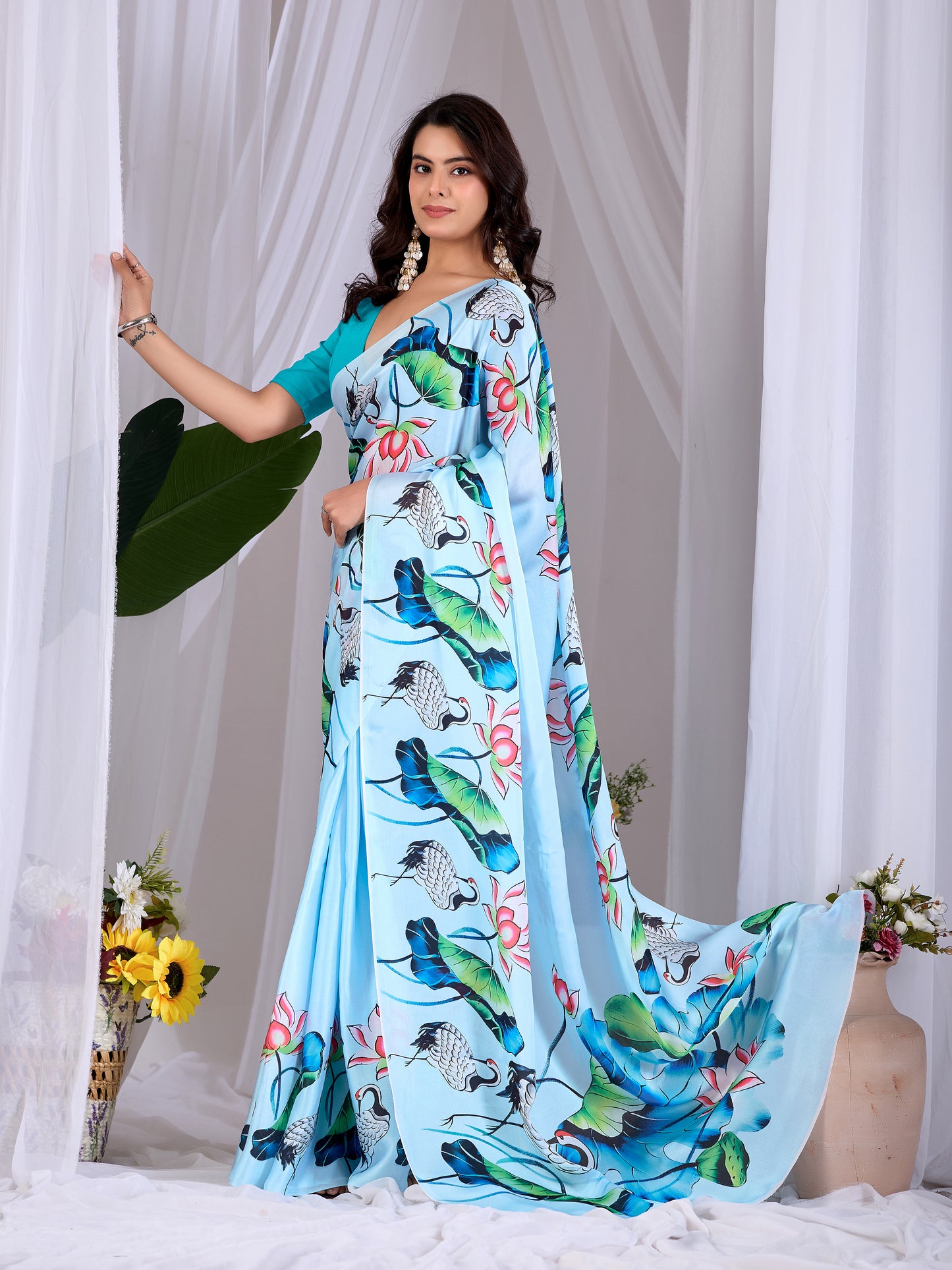 Catalog Designer Saree.