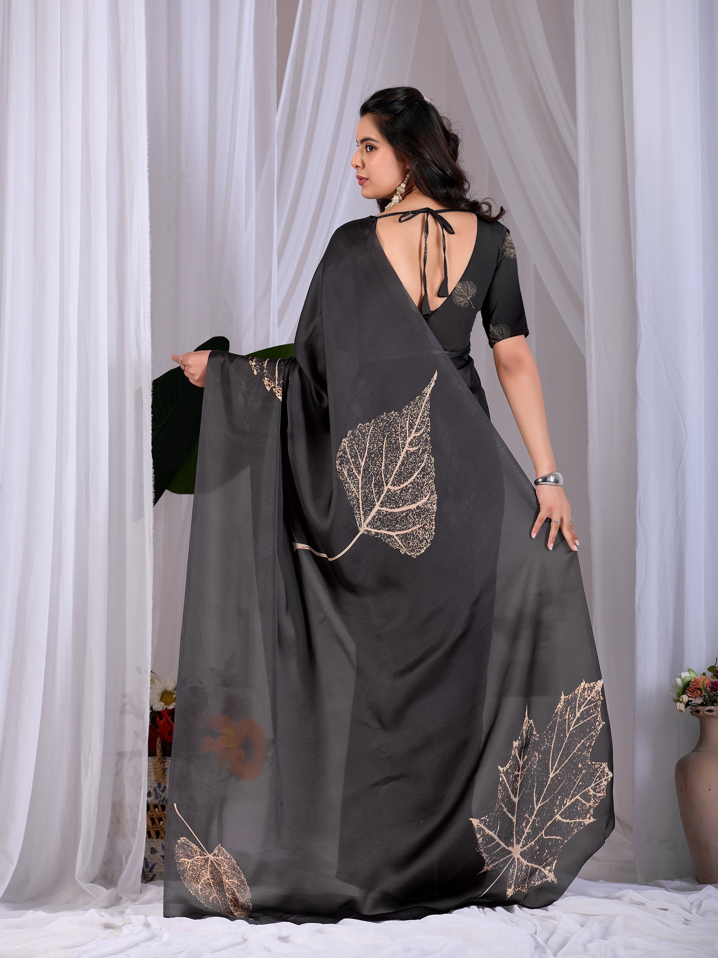 Catalog Designer Saree.