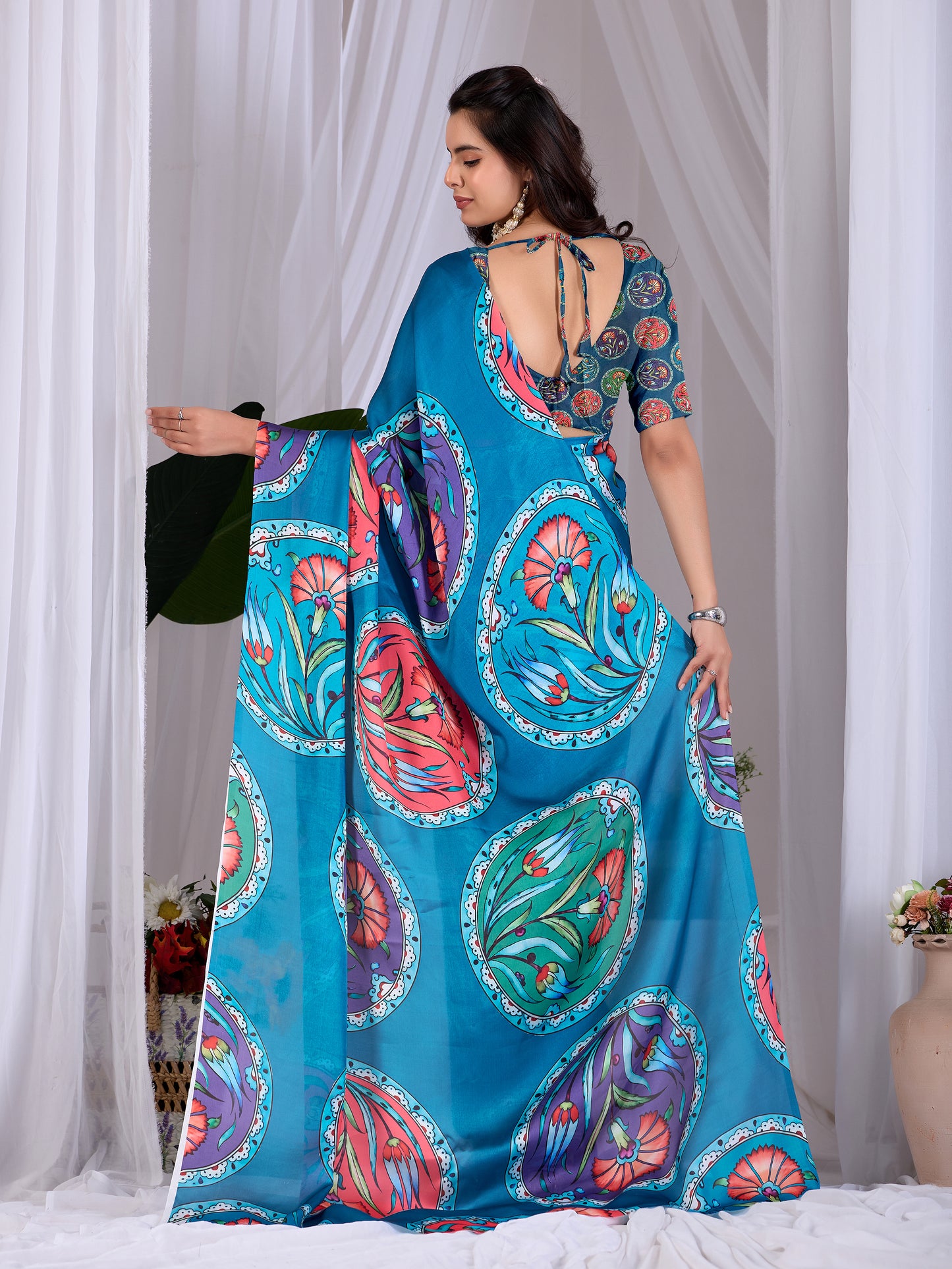 Catalog Designer Saree.