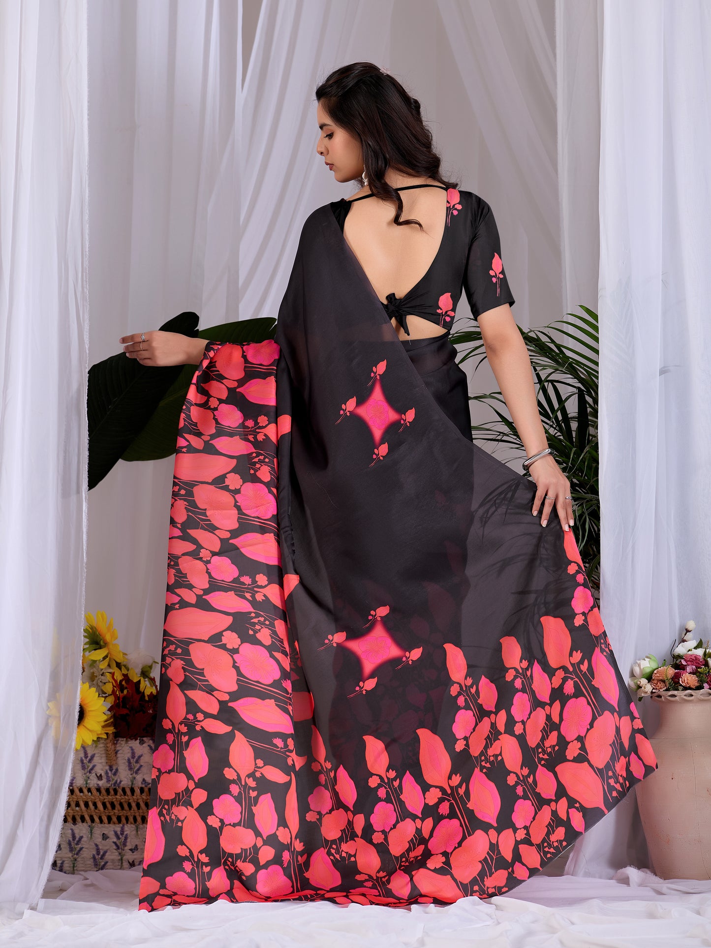 Catalog Designer Saree.