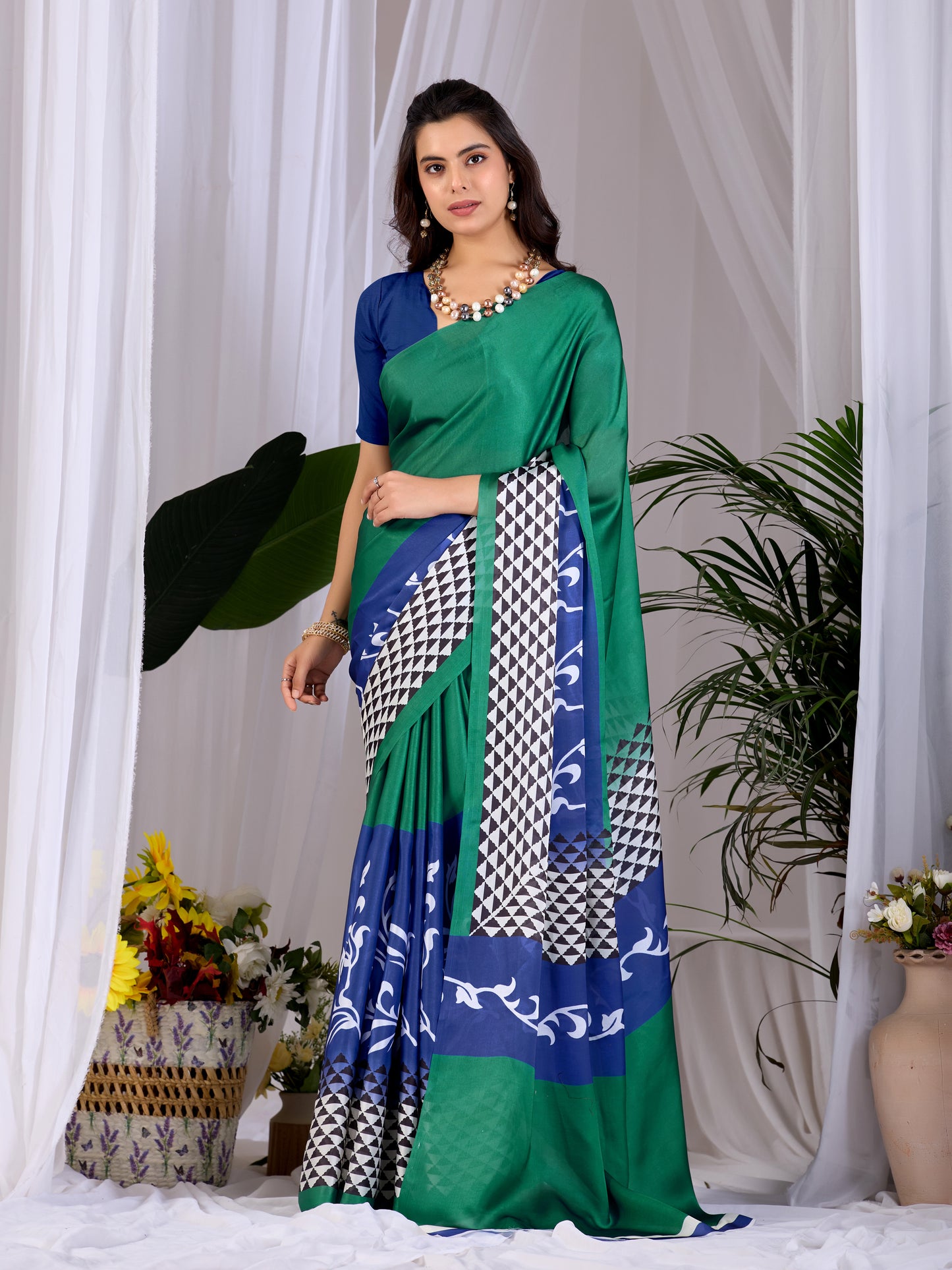 Catalog Designer Saree.