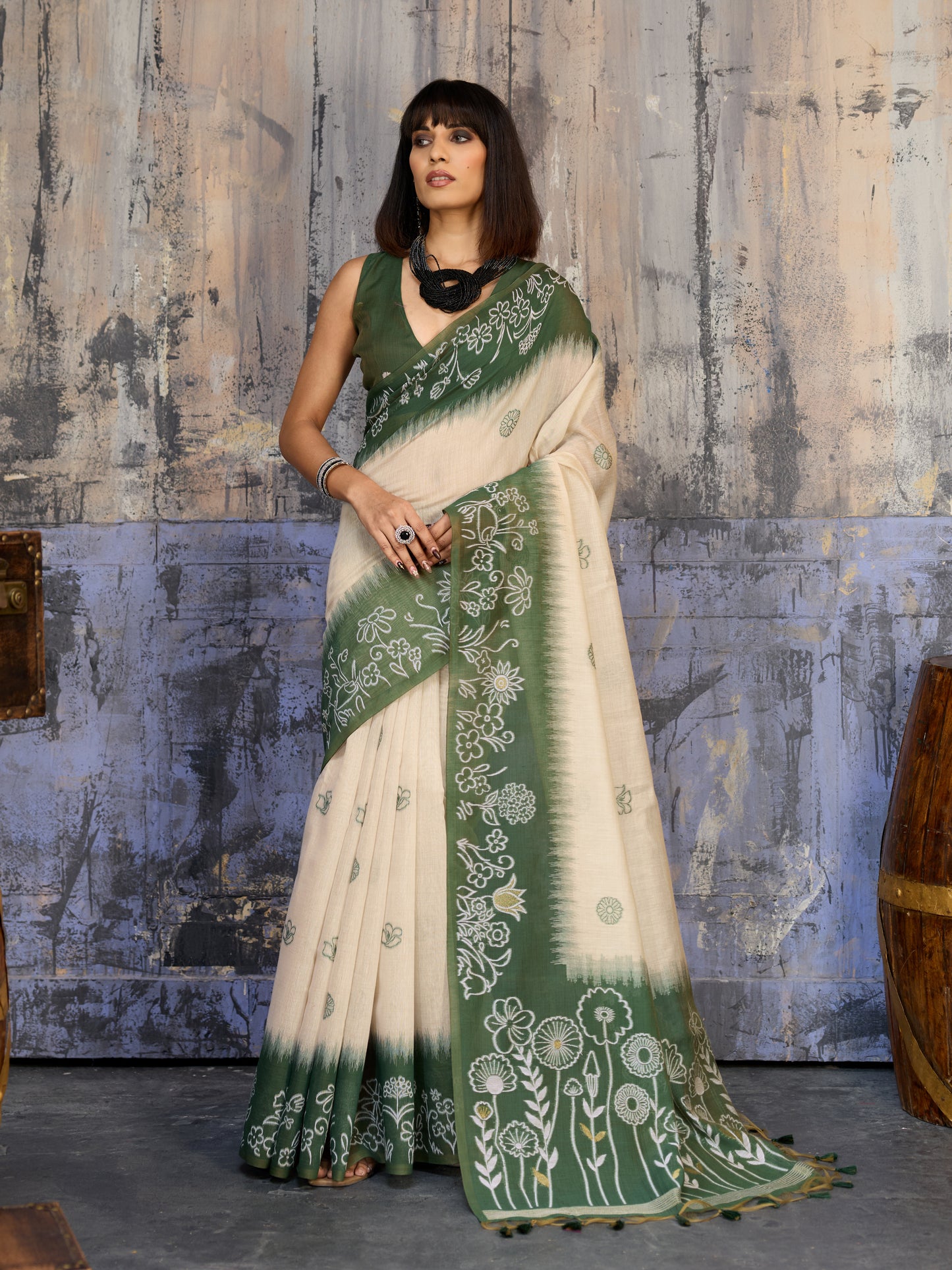 Catalog Designer Saree.