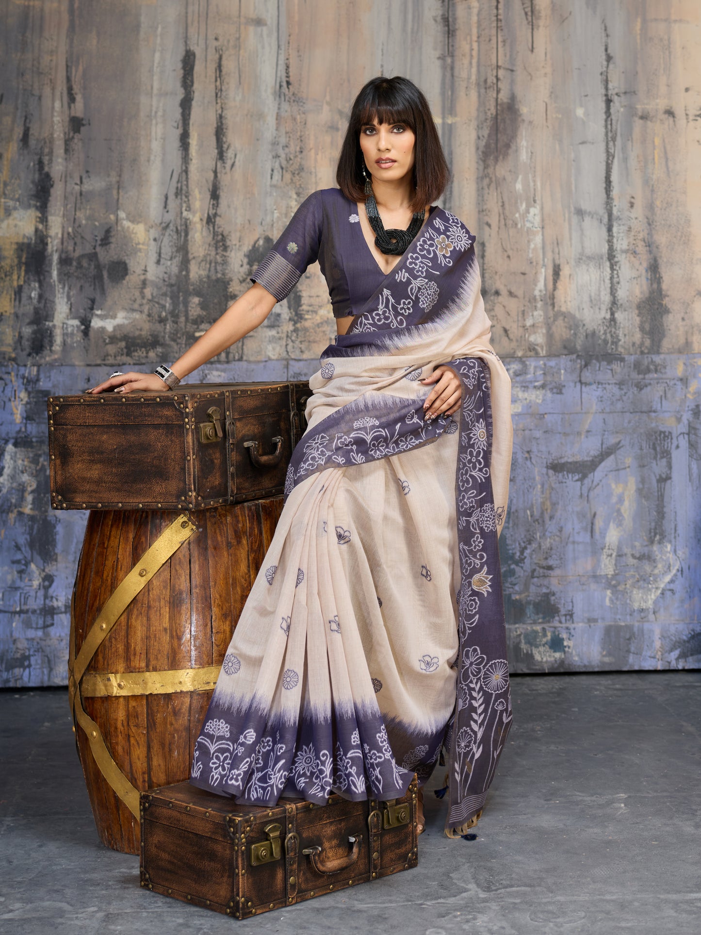 Catalog Designer Saree.