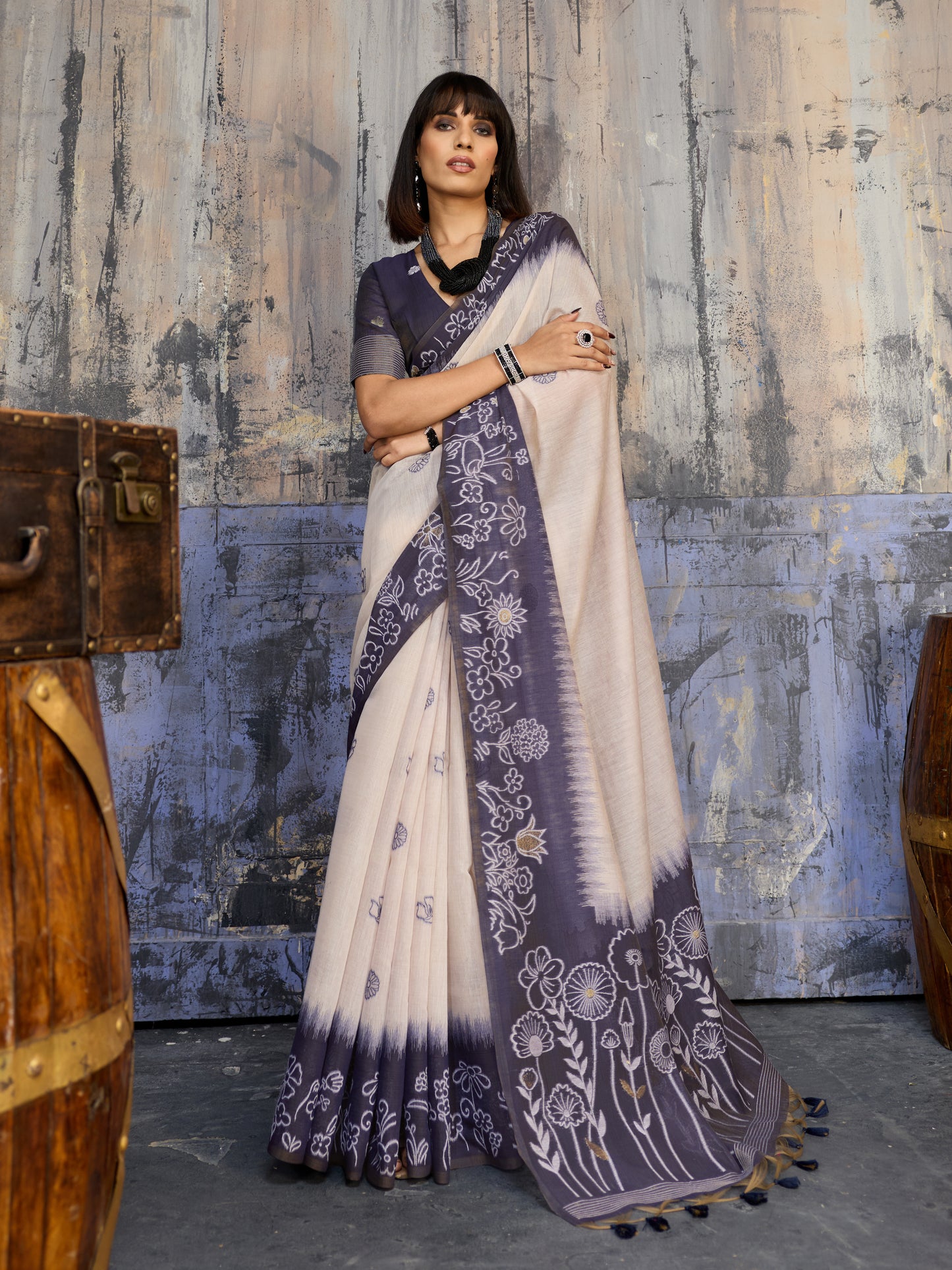 Catalog Designer Saree.