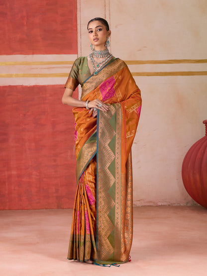 Catalog Designer Saree.