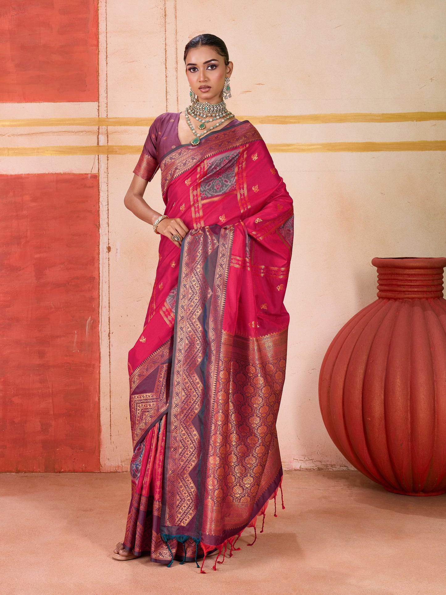 Catalog Designer Saree.