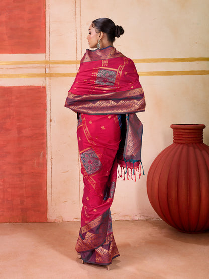 Catalog Designer Saree.
