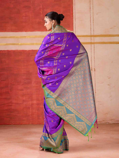 Catalog Designer Saree.