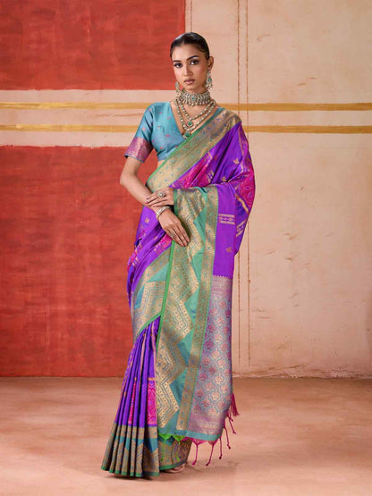 Catalog Designer Saree.