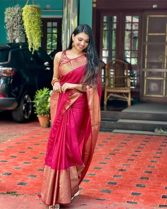 Catalogue Designer Silk Saree