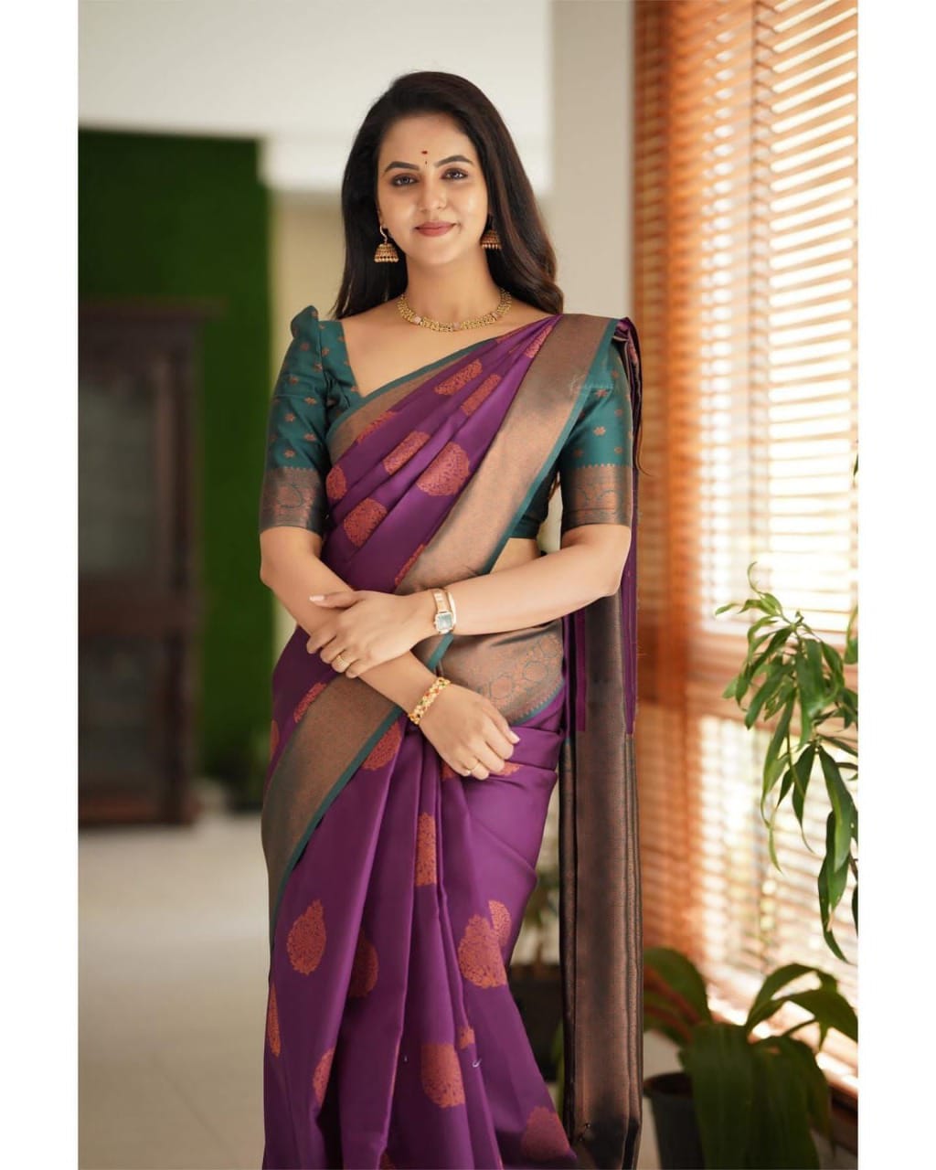 Catalogue Designer Silk Saree