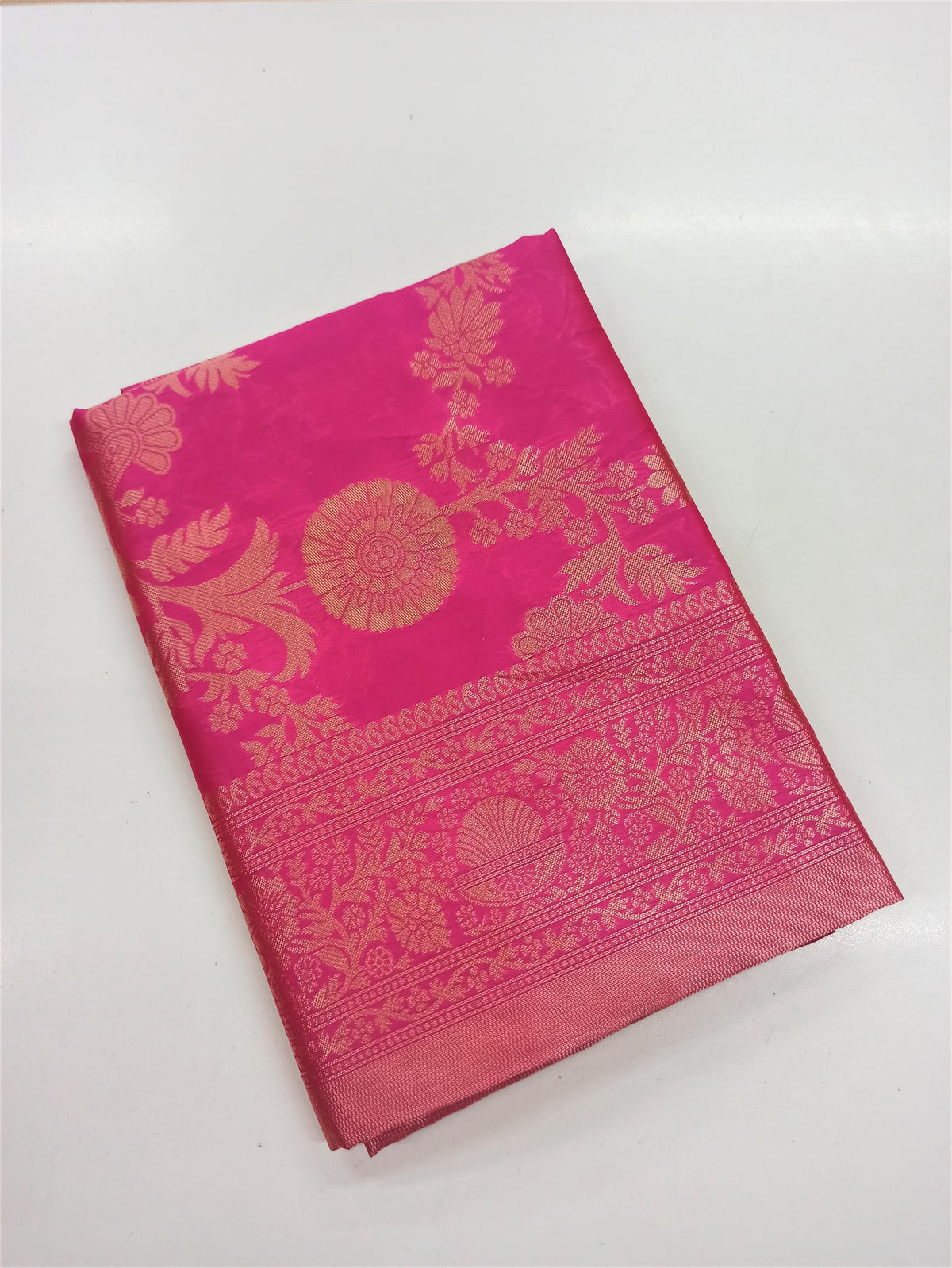 Catalogue Designer Silk Saree