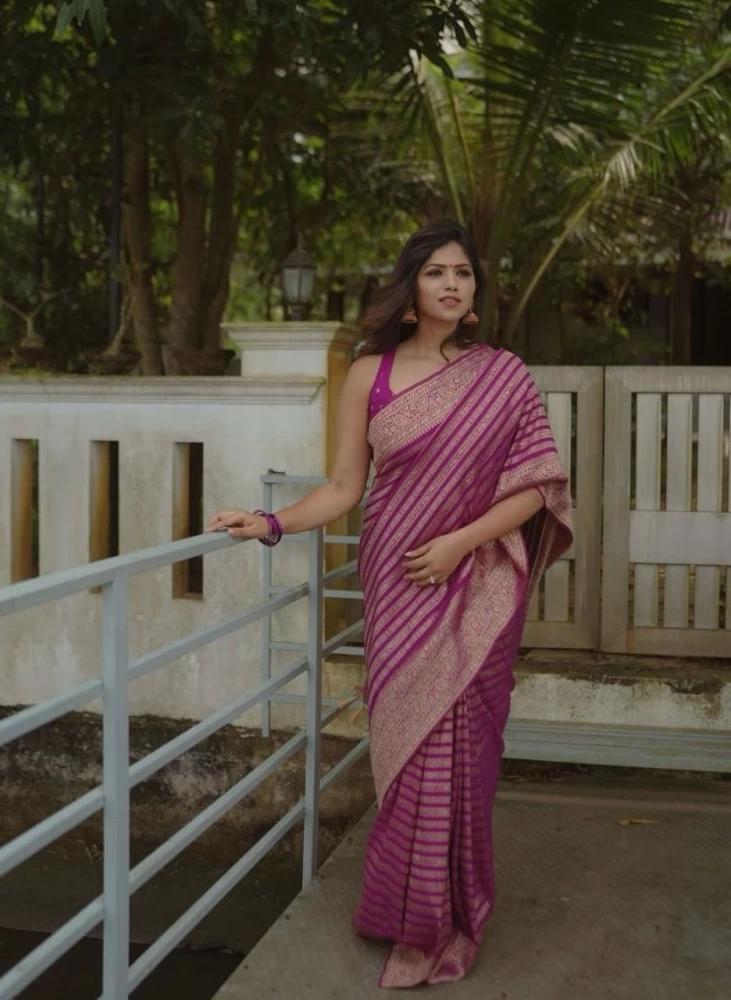 Catalogue Designer Silk Saree
