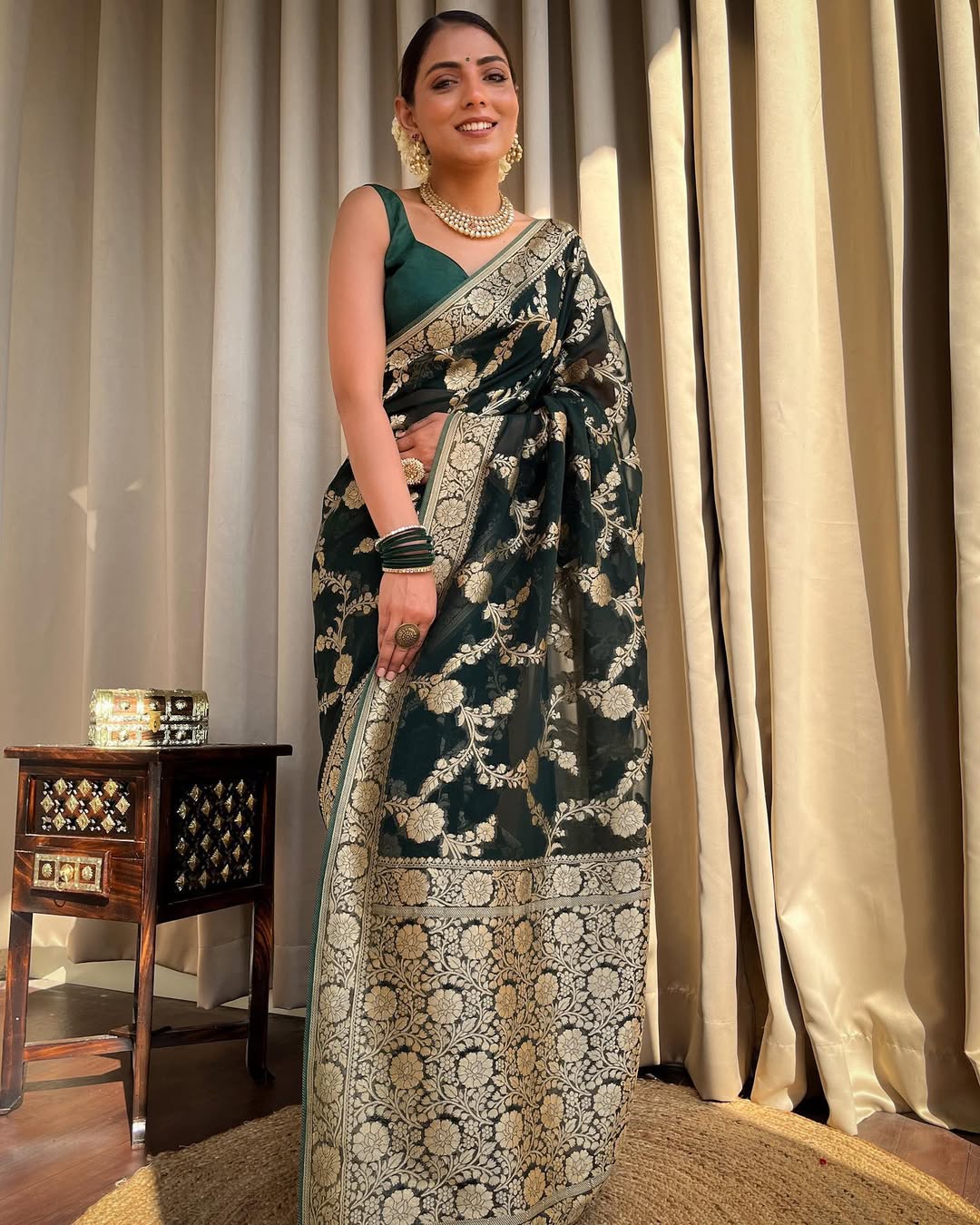 Catalogue Designer Silk Saree