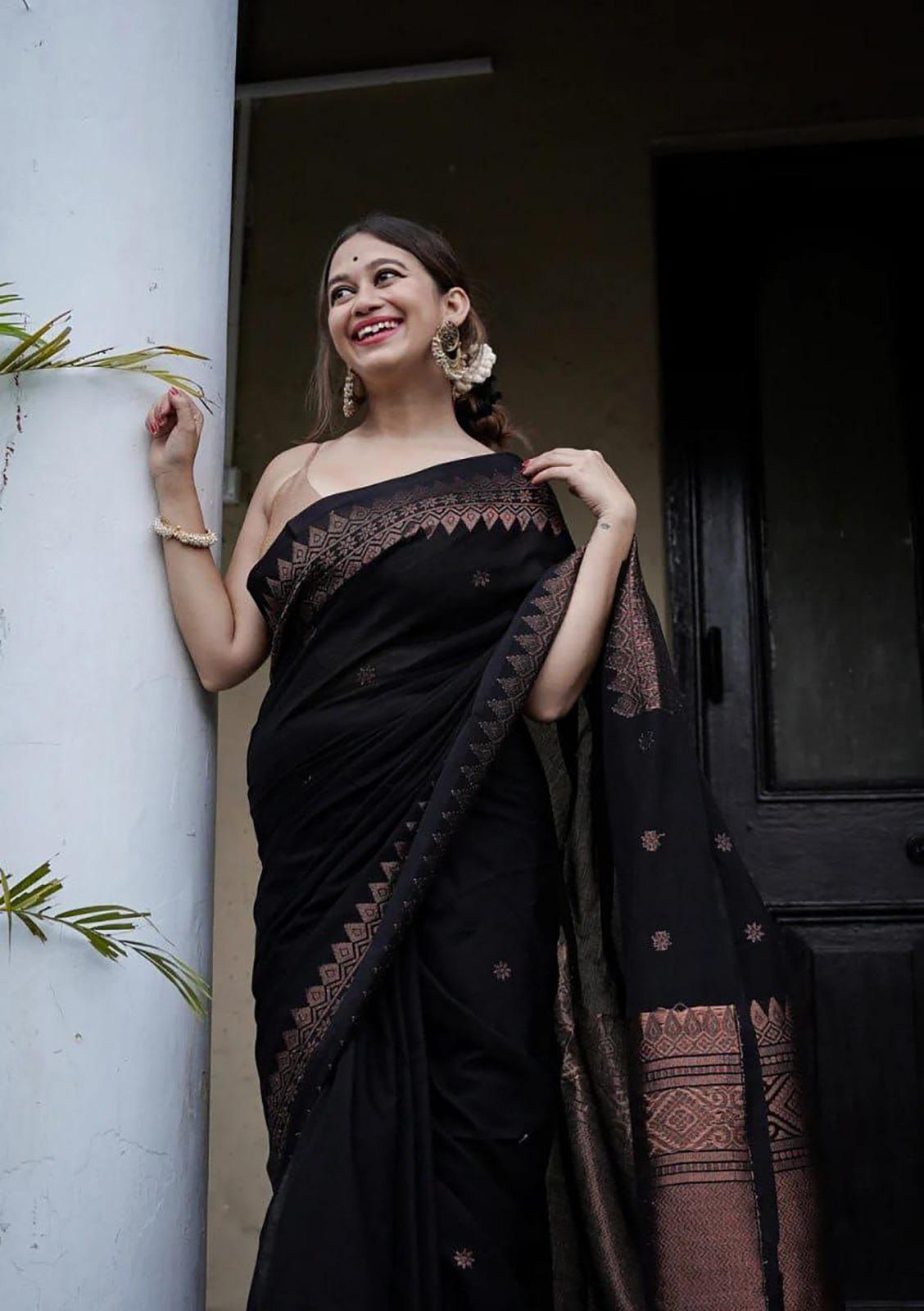 Catalogue Designer Silk Saree