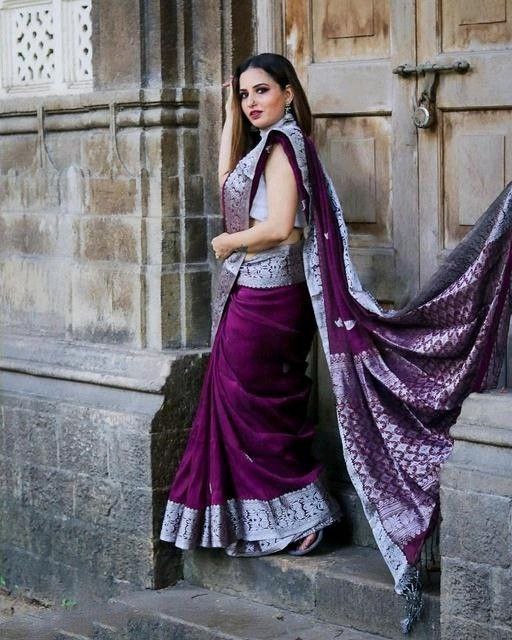 Catalogue Designer Silk Saree