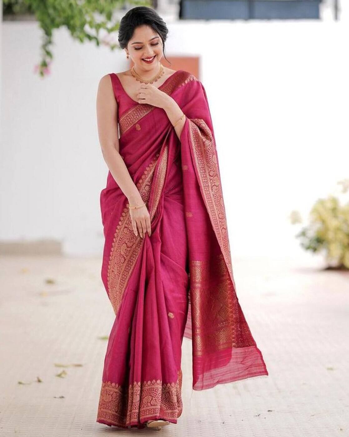 Catalogue Designer Silk Saree