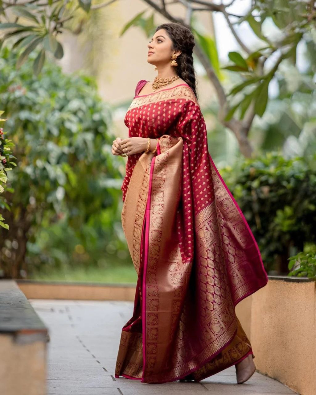 Catalogue Designer Silk Saree