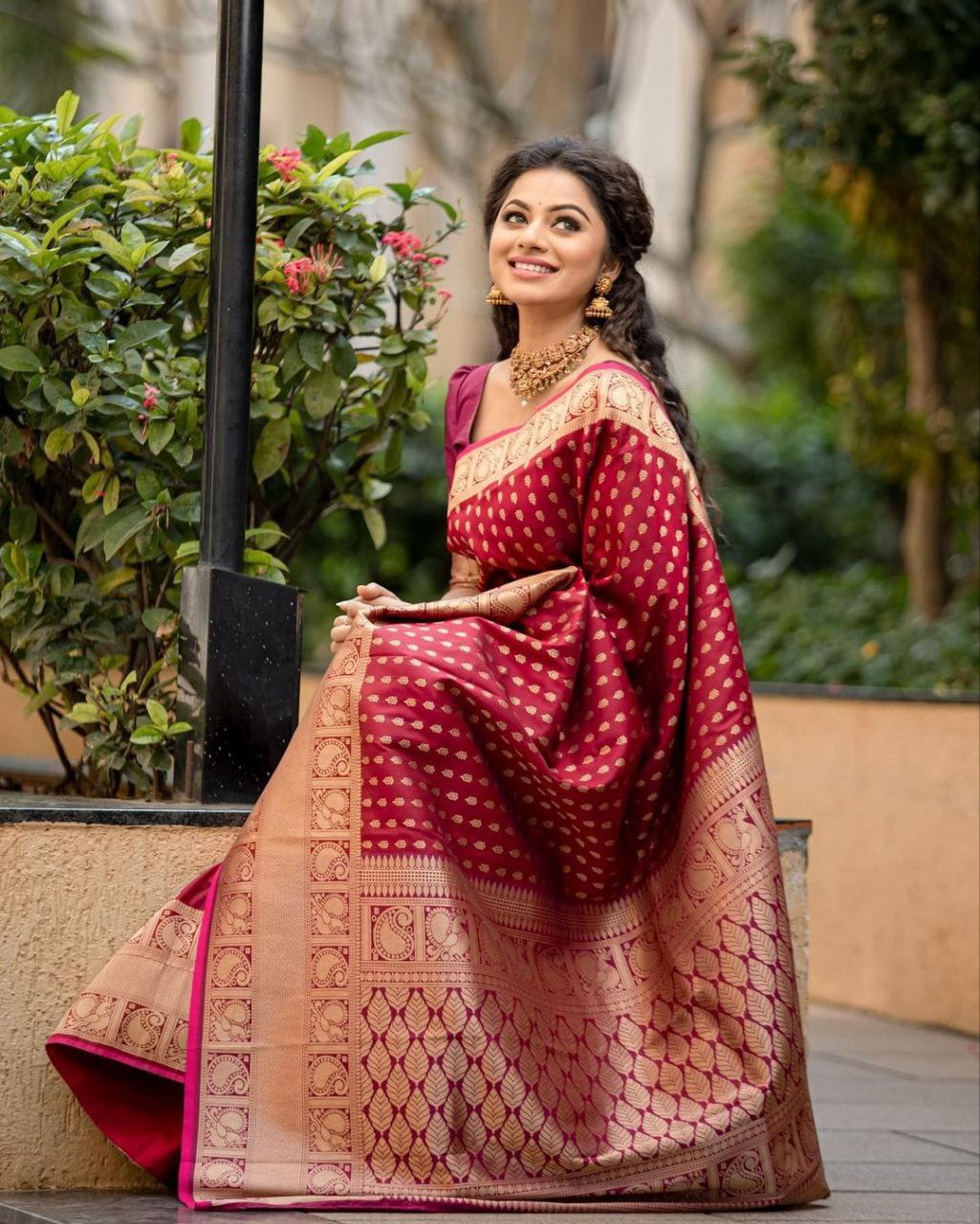 Catalogue Designer Silk Saree