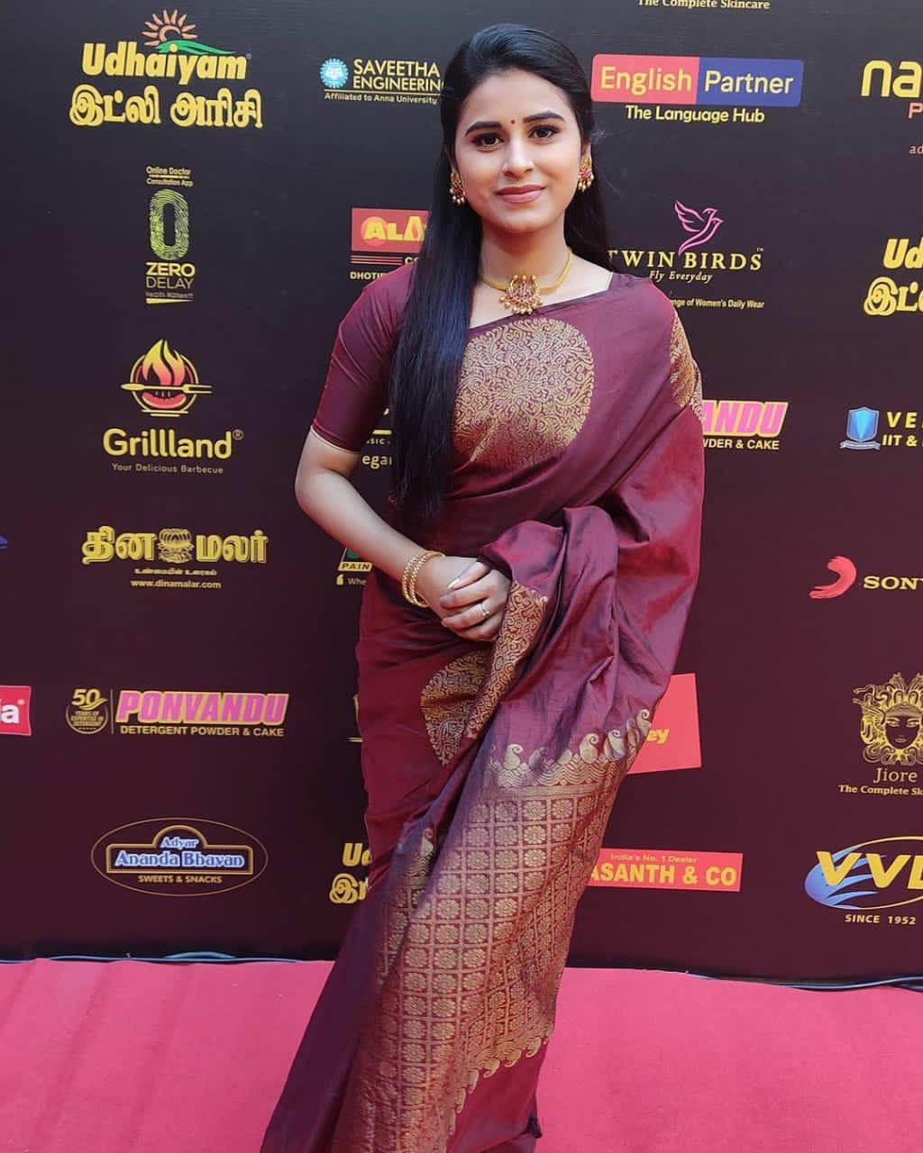 Catalogue Designer Silk Saree