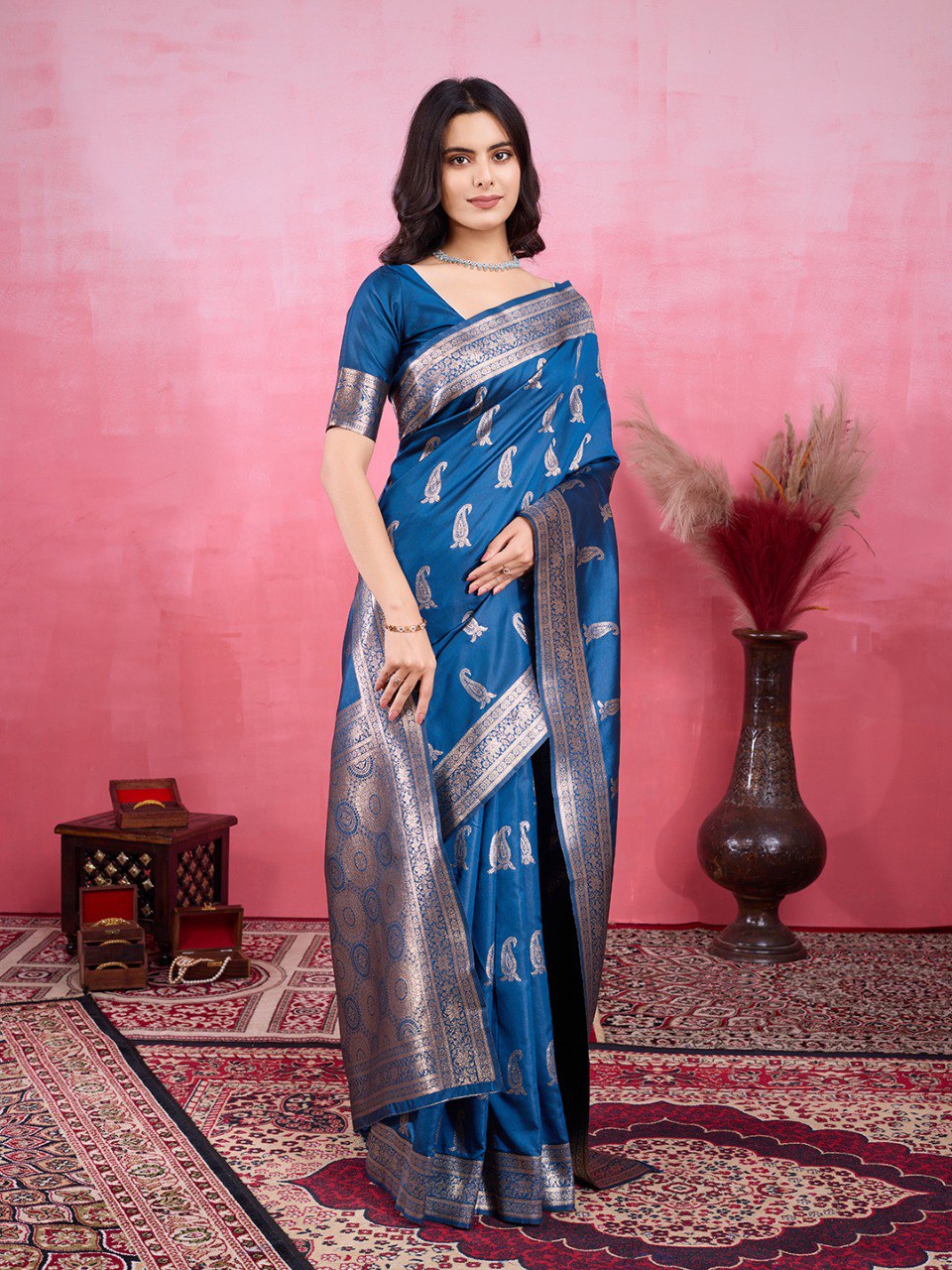 Catalog Designer Saree.