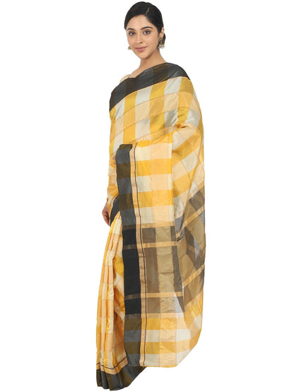 Catalog Designer Saree.
